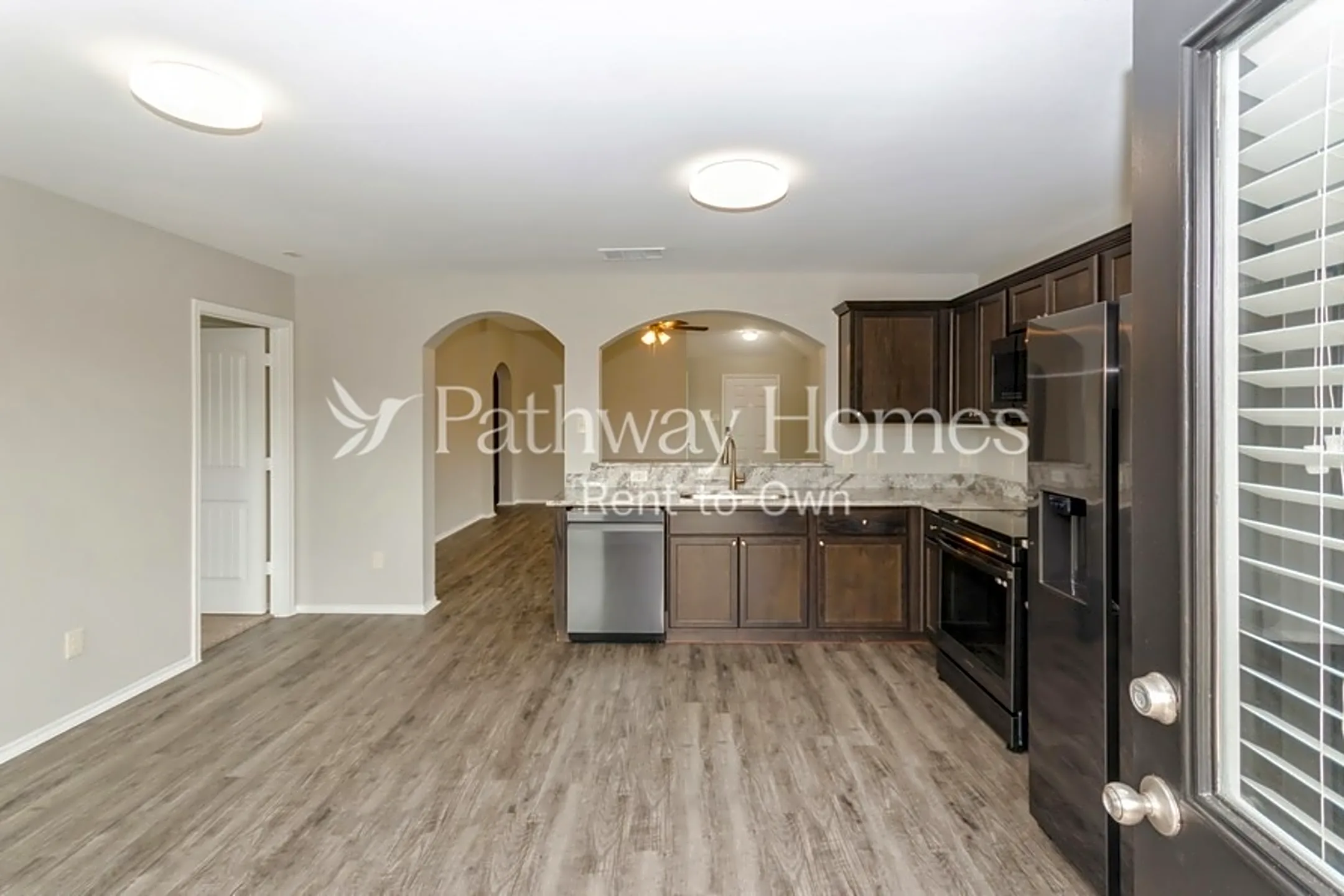 Kitchen - 206 Gallop Court - Waxahachie, TX