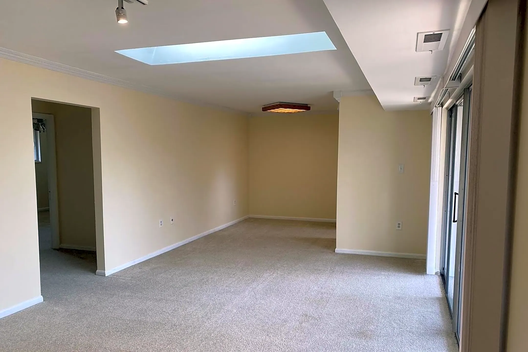 2839 Kalmia Lee Ct 301 Falls Church, VA Condos for Rent Rent.