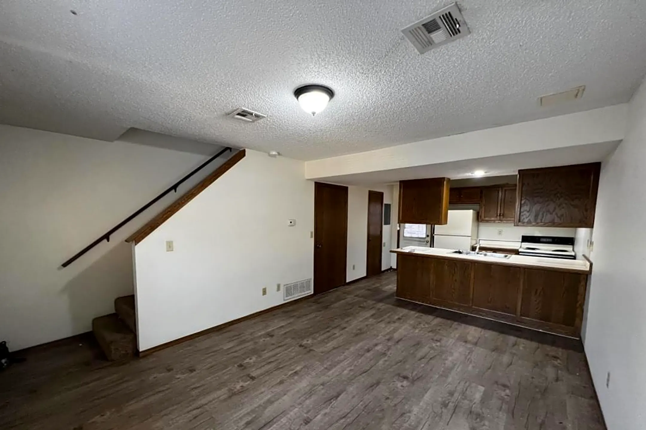 219 W Hudson St Apartments Pittsburg, KS 66762