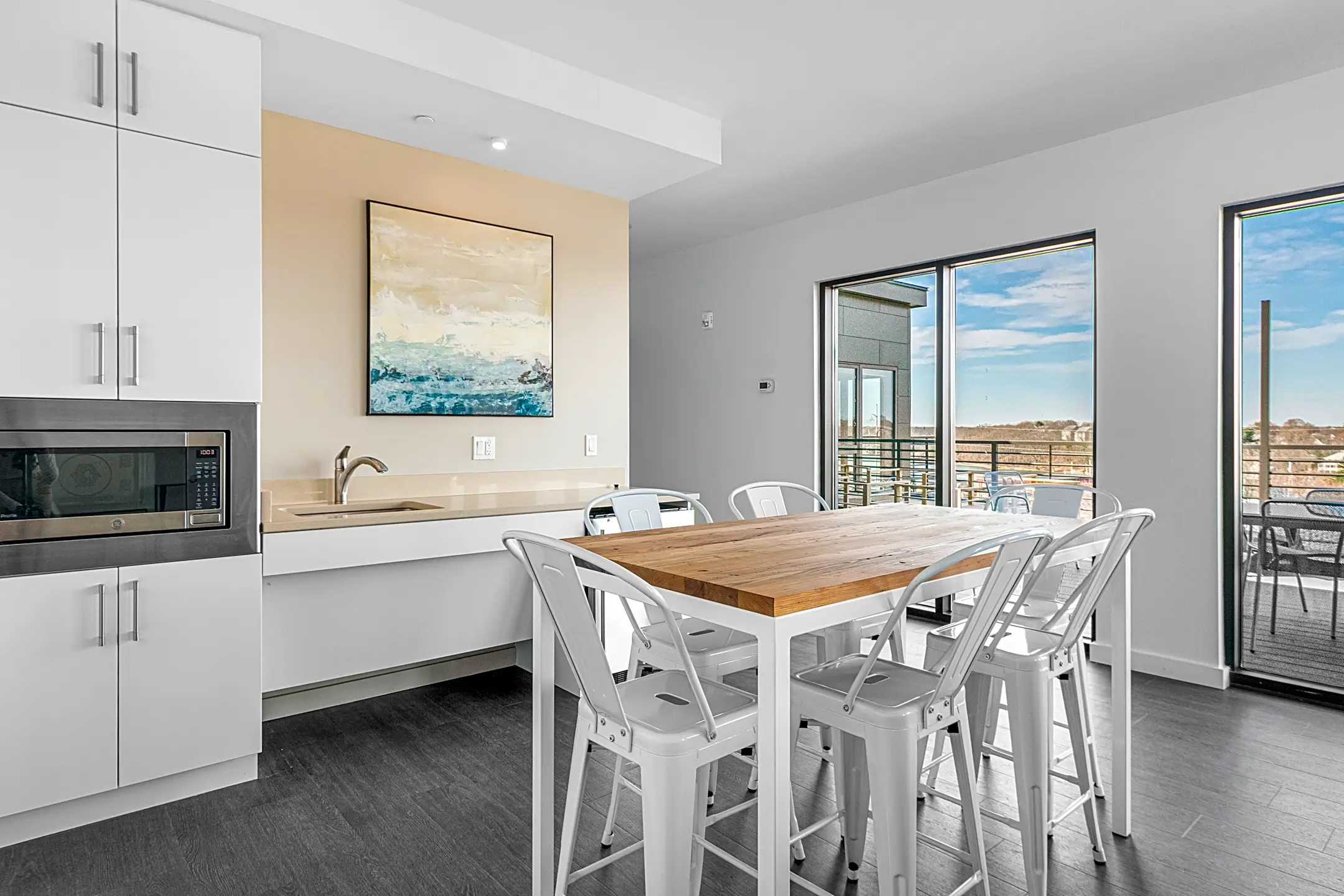 Canvas Beverly, MA 01915