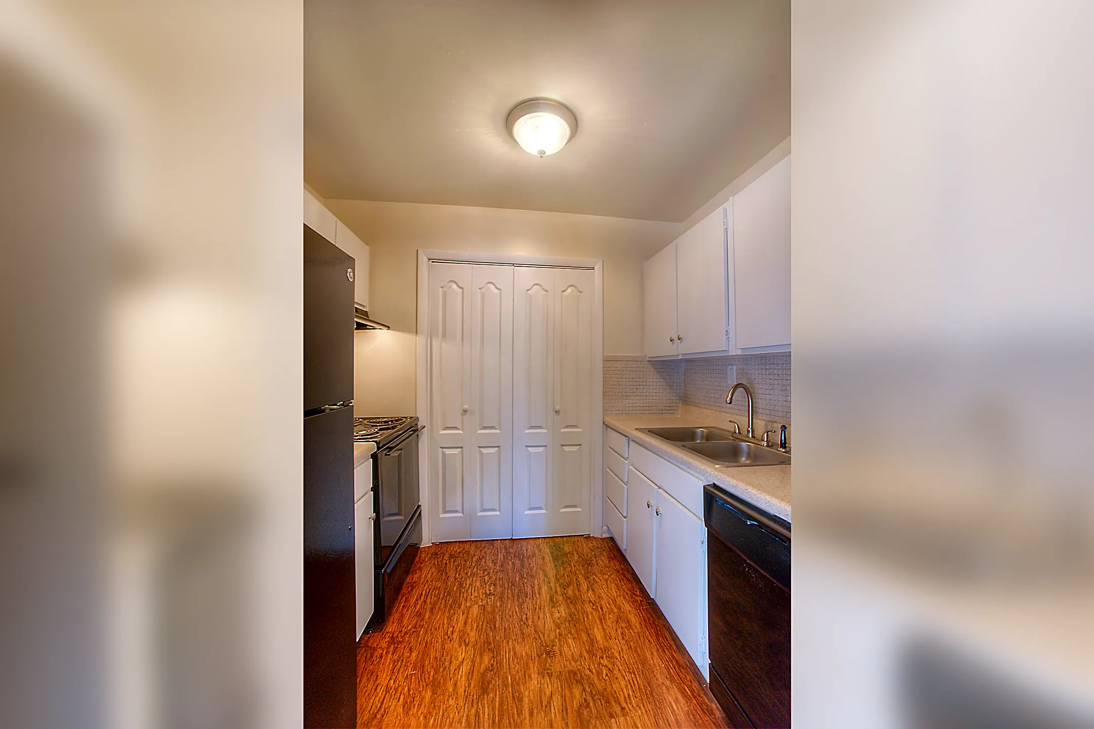 Lemans at Lawndale 2005 W Cone Blvd Greensboro, NC Apartments for