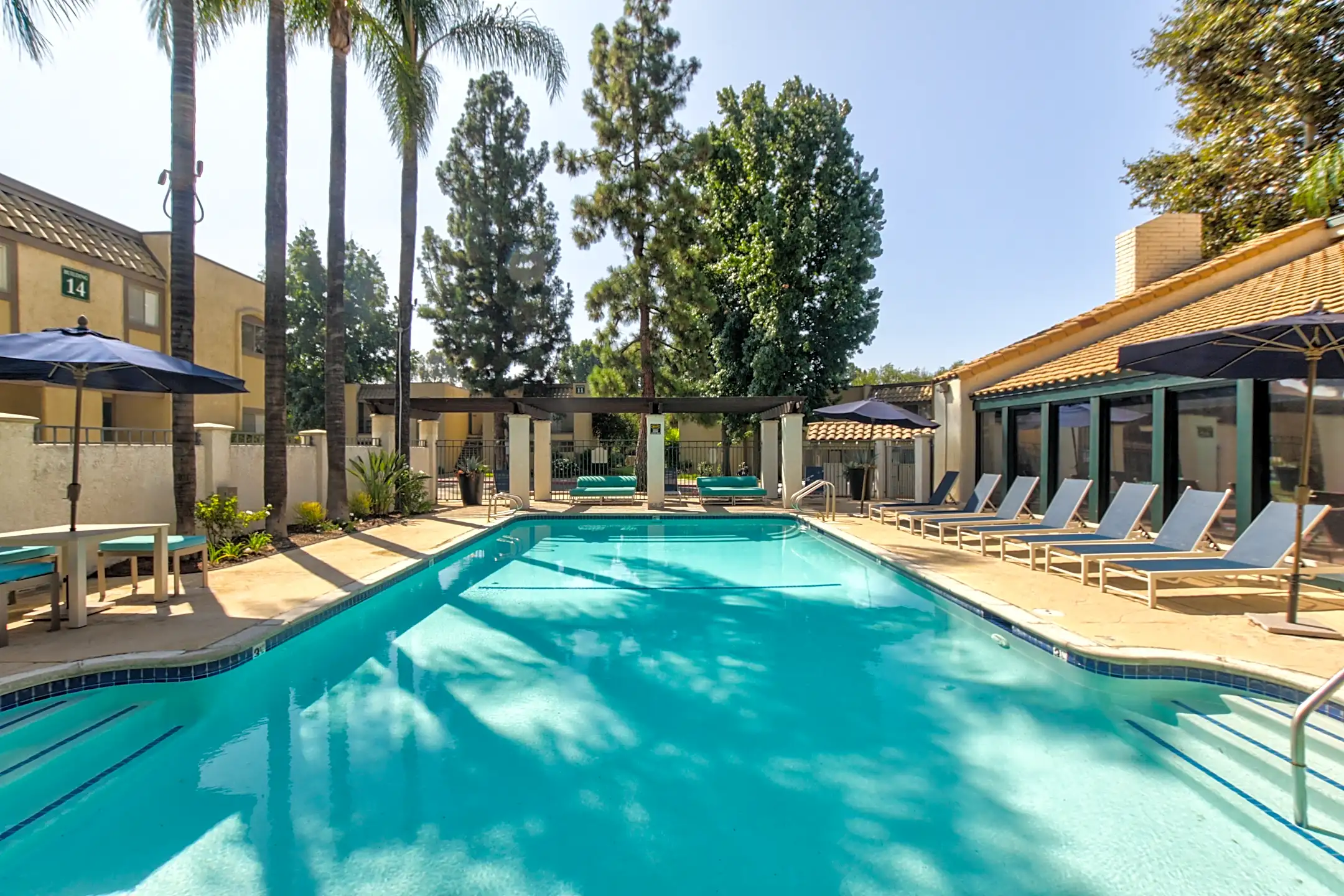 Amber Ridge Apartments 2421 Foothill Blvd La Verne, CA Apartments