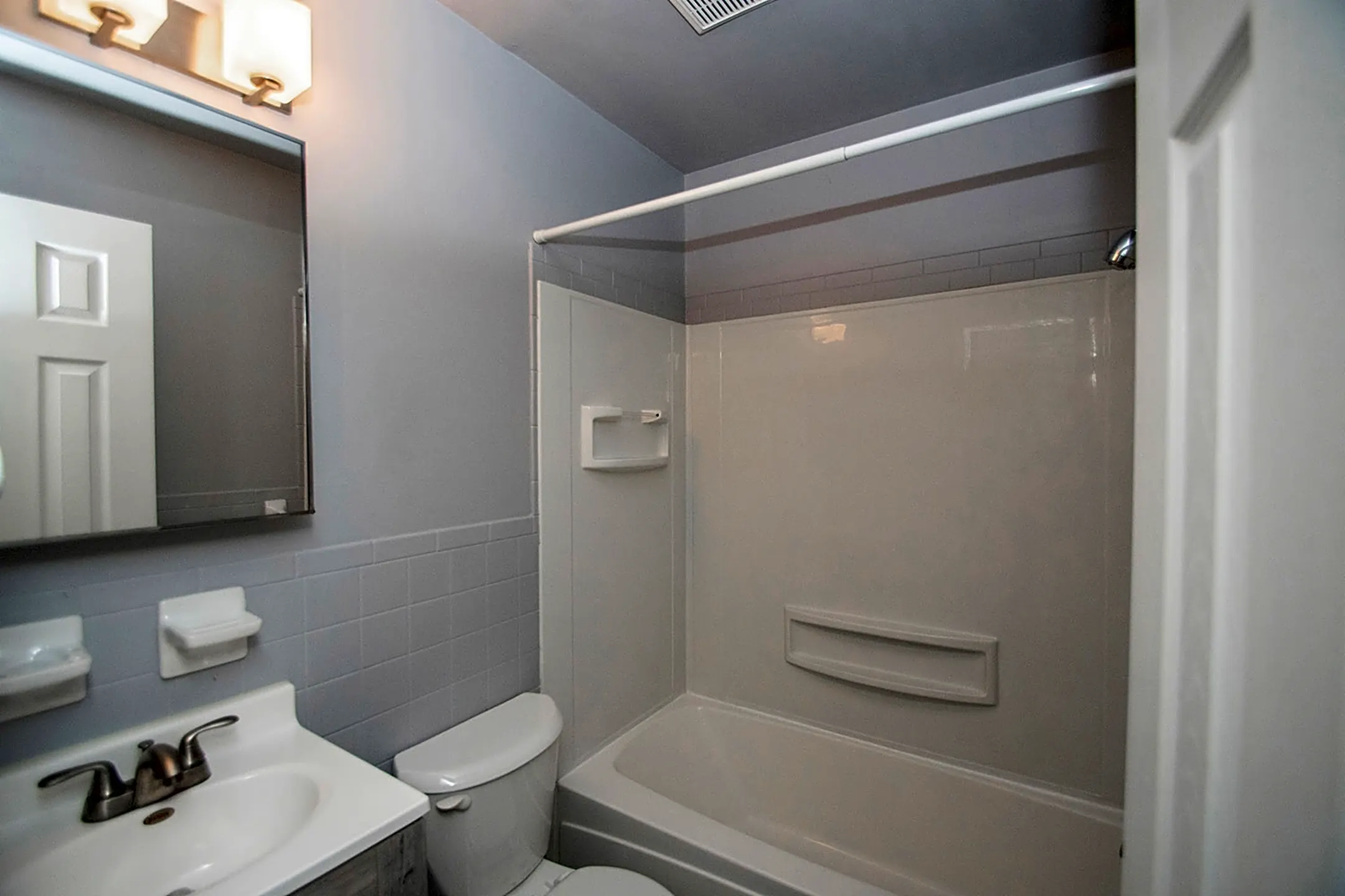 Bathroom - First Flats - Kokomo, IN