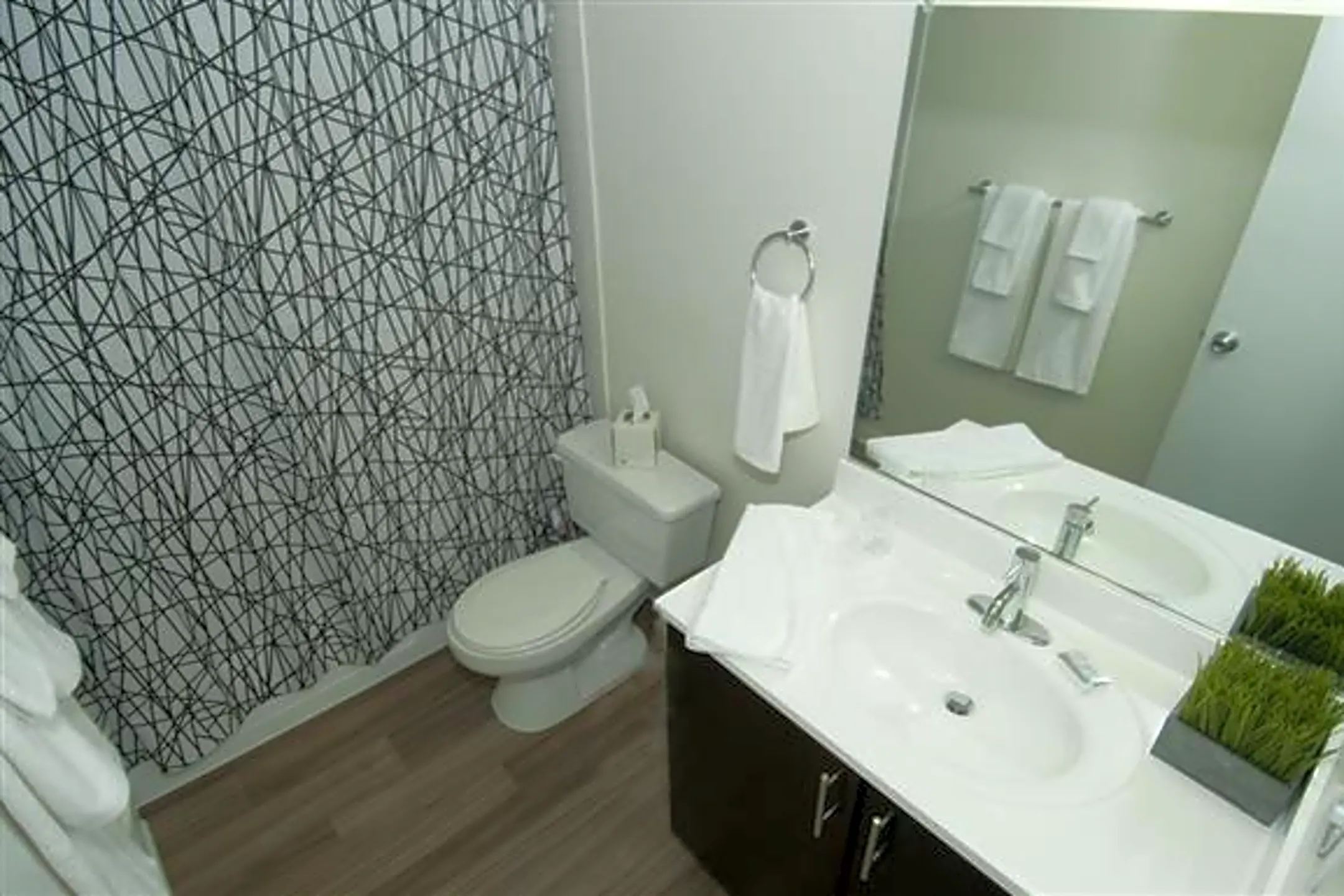 Charter Oak Apartments 11637 Charter Oak Ct Reston, VA Apartments