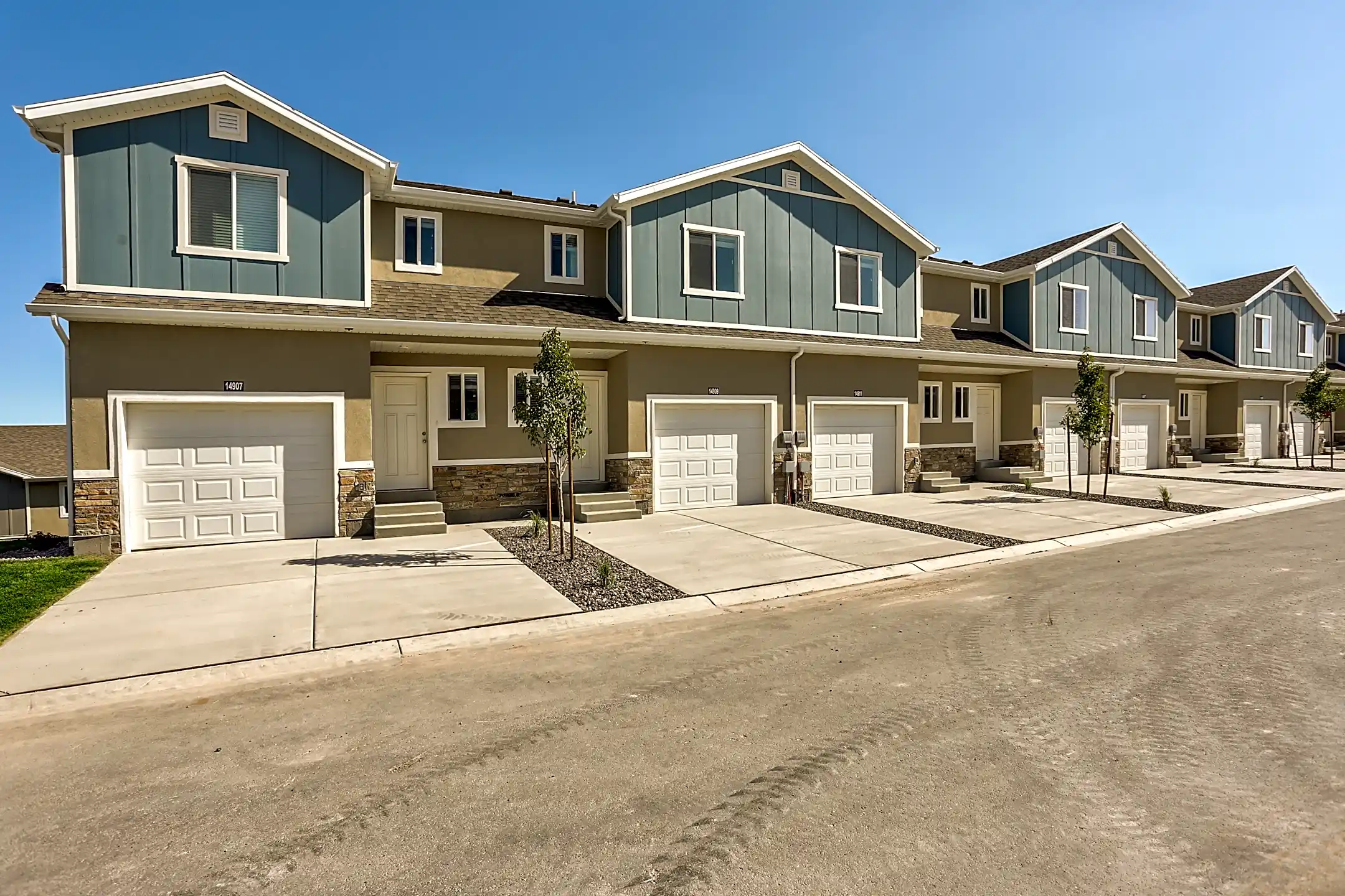 The Boulders 14937 S Lost Miner Ln Herriman, UT Townhomes for Rent Rent.