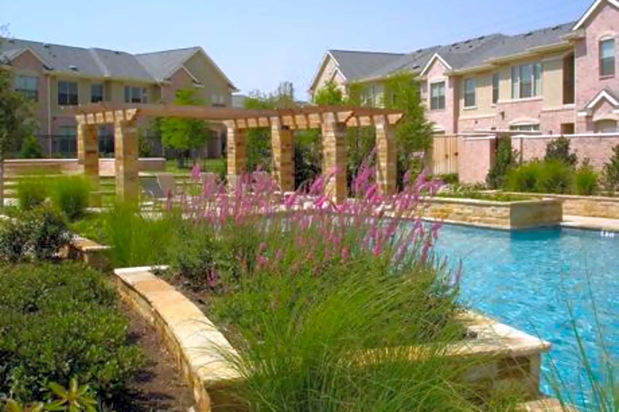 Villas of Spring Creek 6301 Stonewood Dr Plano, TX Apartments for