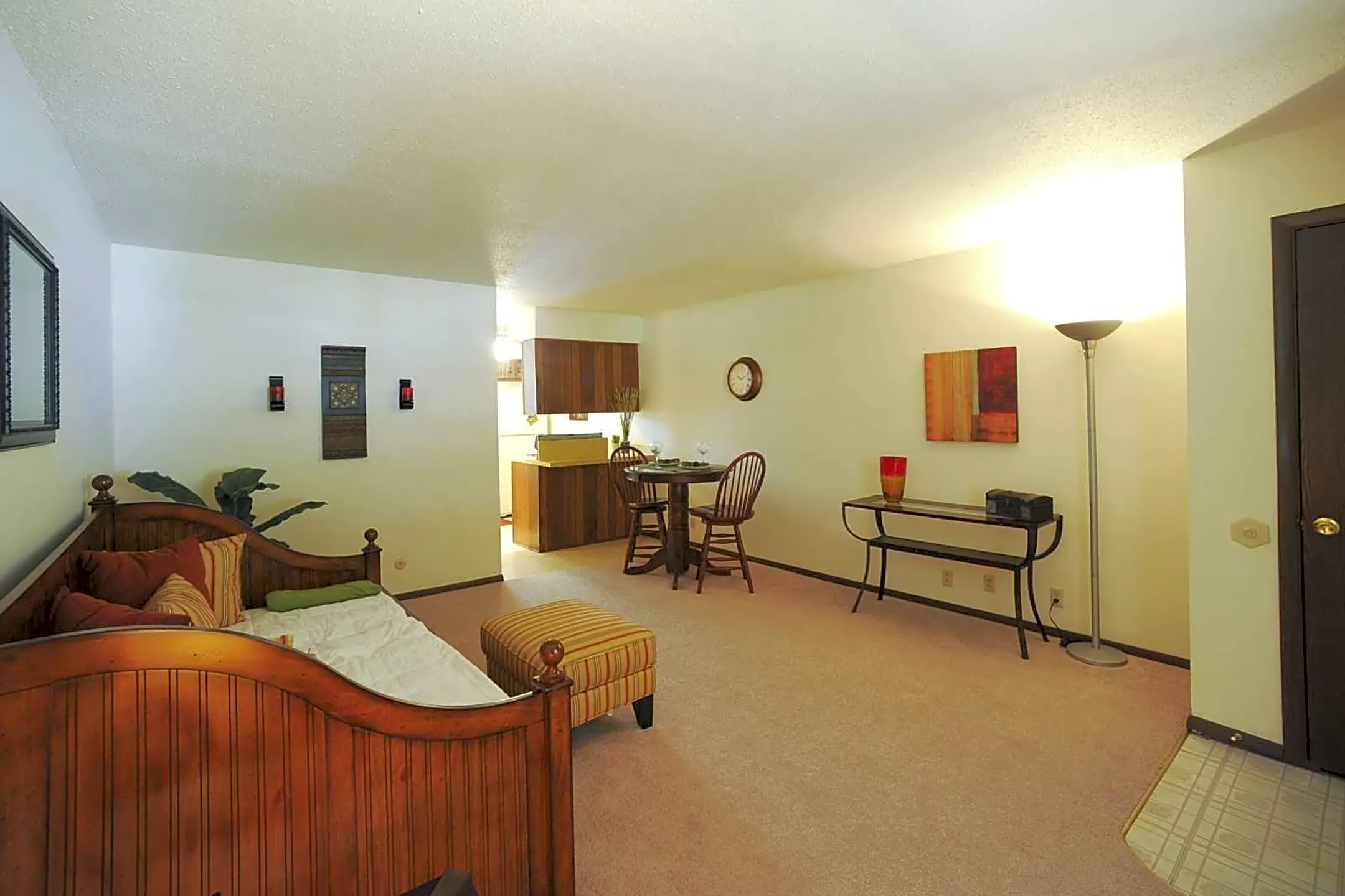 Living Room - Embassy - Evansville, IN