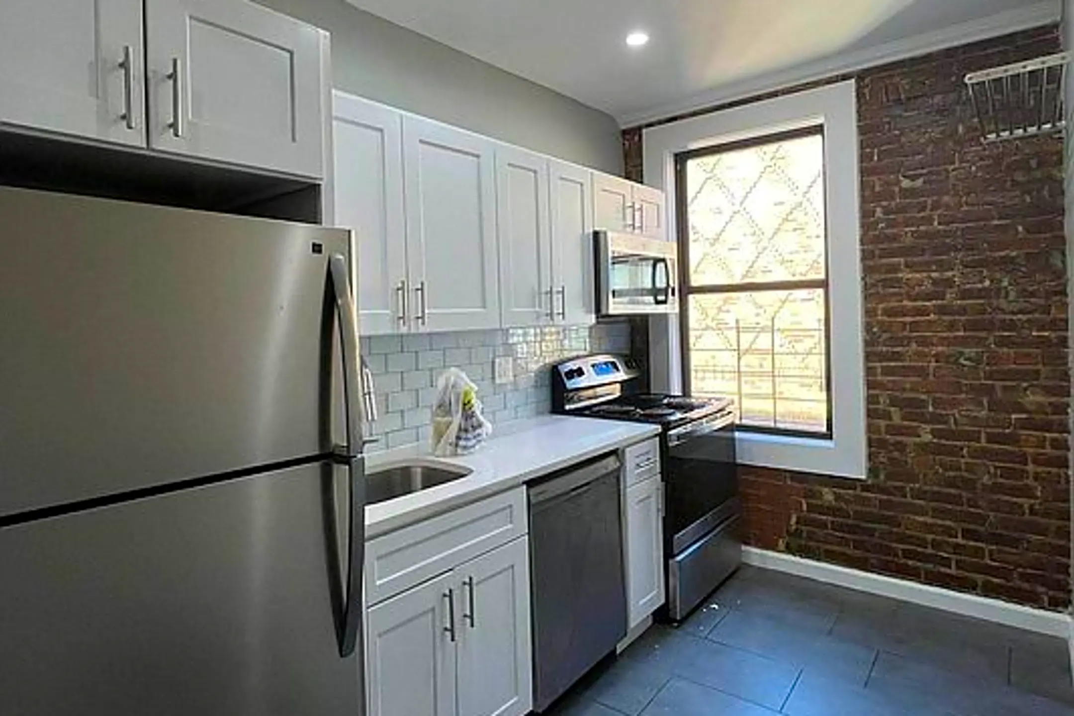 2198 Cruger Ave 2198 Cruger Ave unit 5J Bronx, NY Apartments for