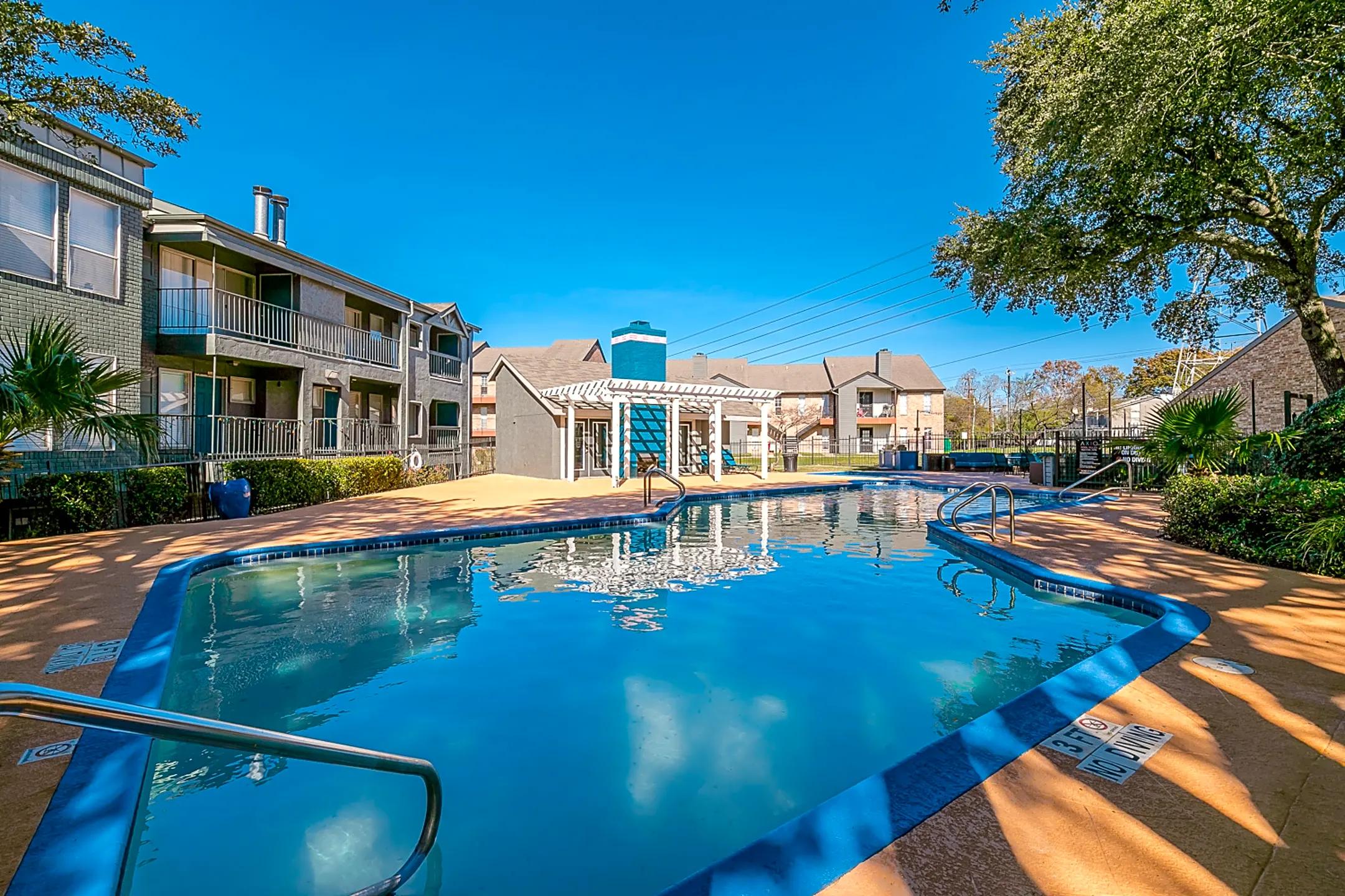 Axio - 8722 Cinnamon Creek Dr | San Antonio, TX Apartments for Rent | Rent.