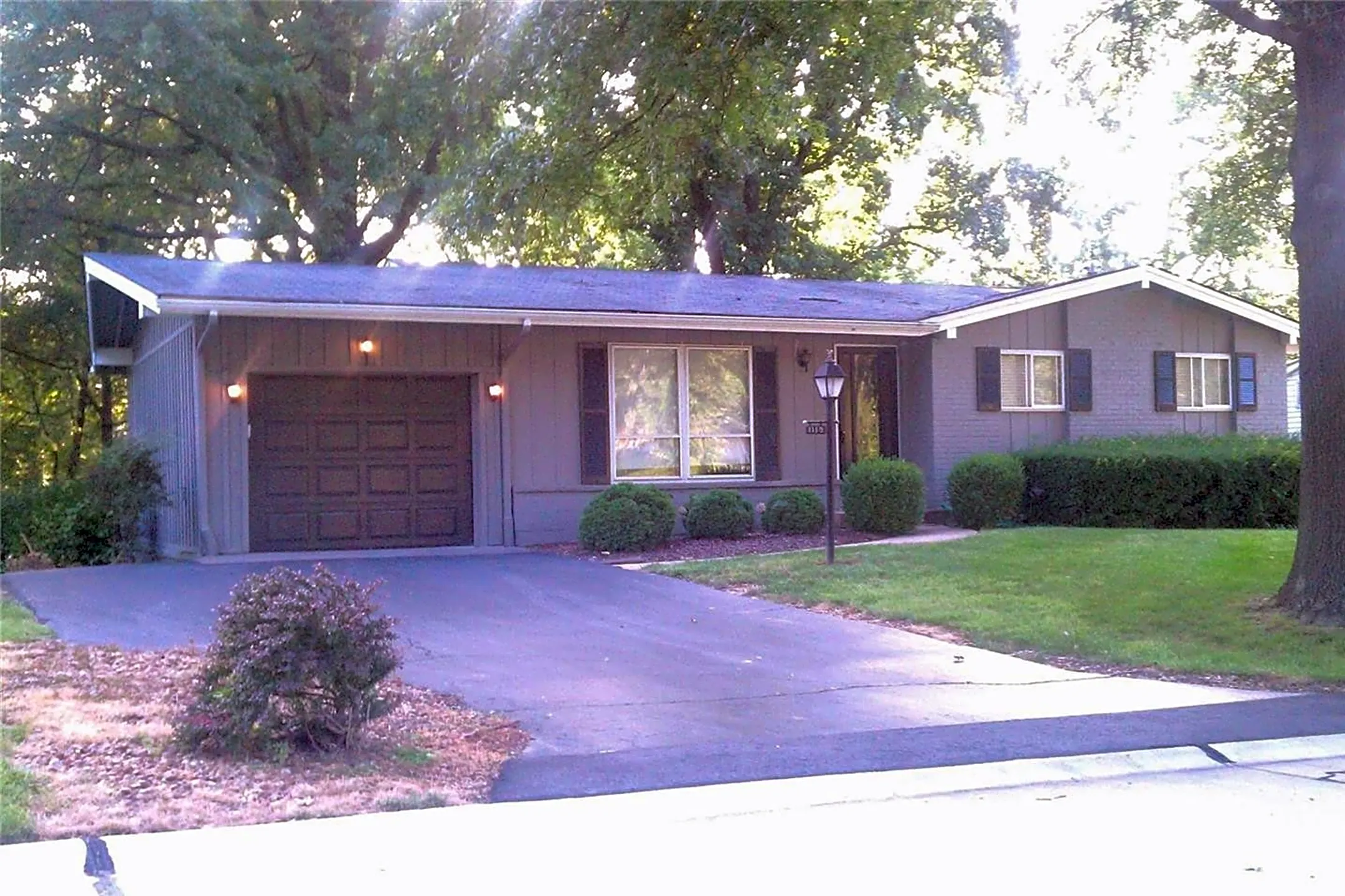 Building - 1119 Port Diane Dr - Saint Louis, MO
