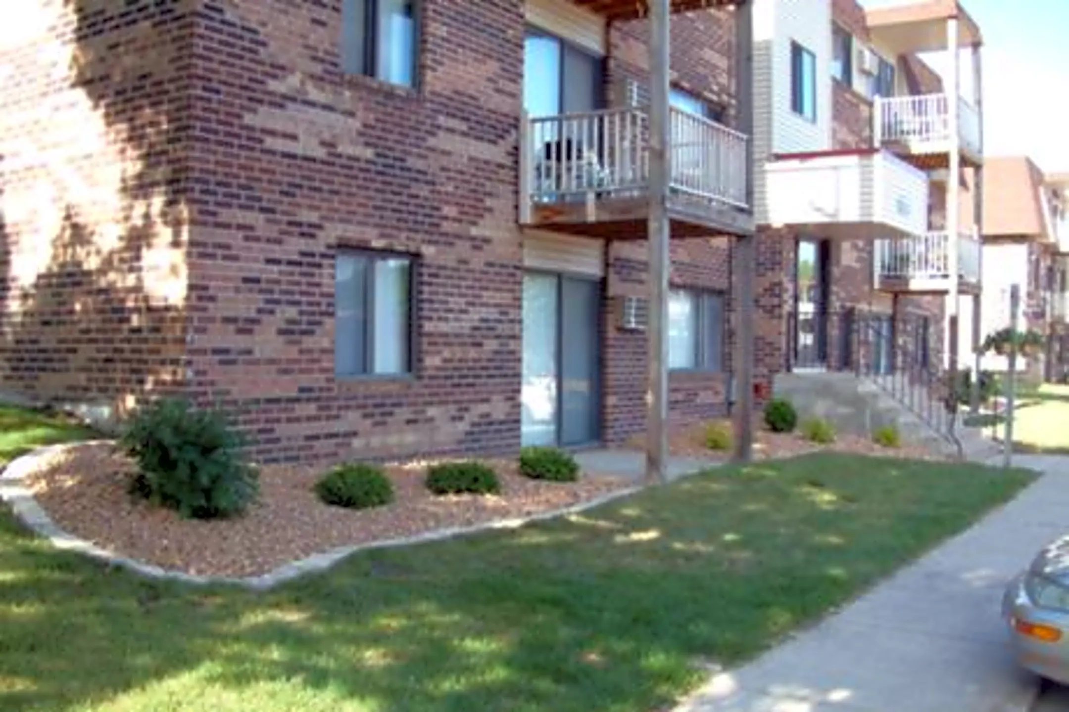 Summerfield Apartments Northfield, MN 55057