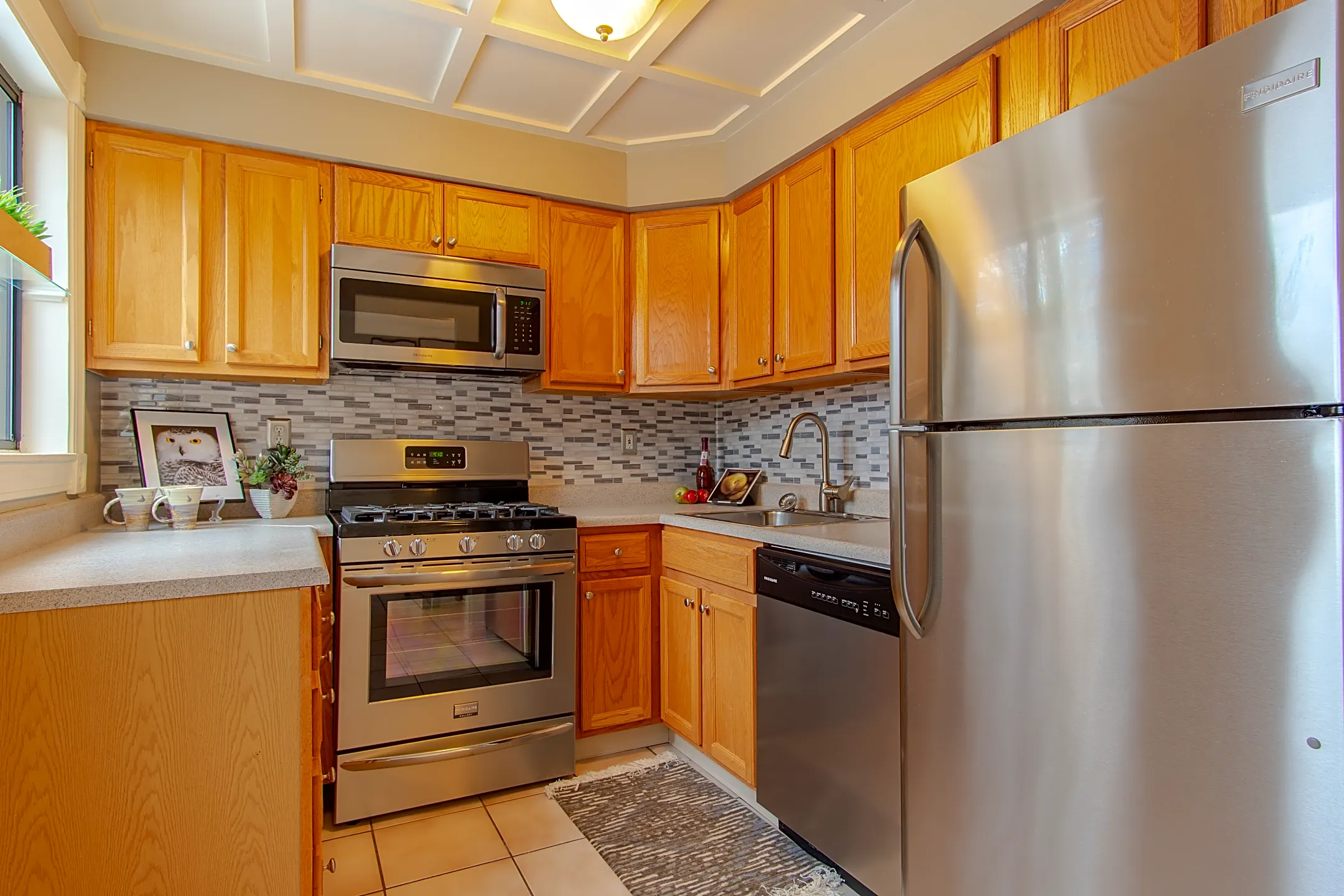 Kitchen - Hathaway Farms Townhomes at Northampton - Northampton, MA