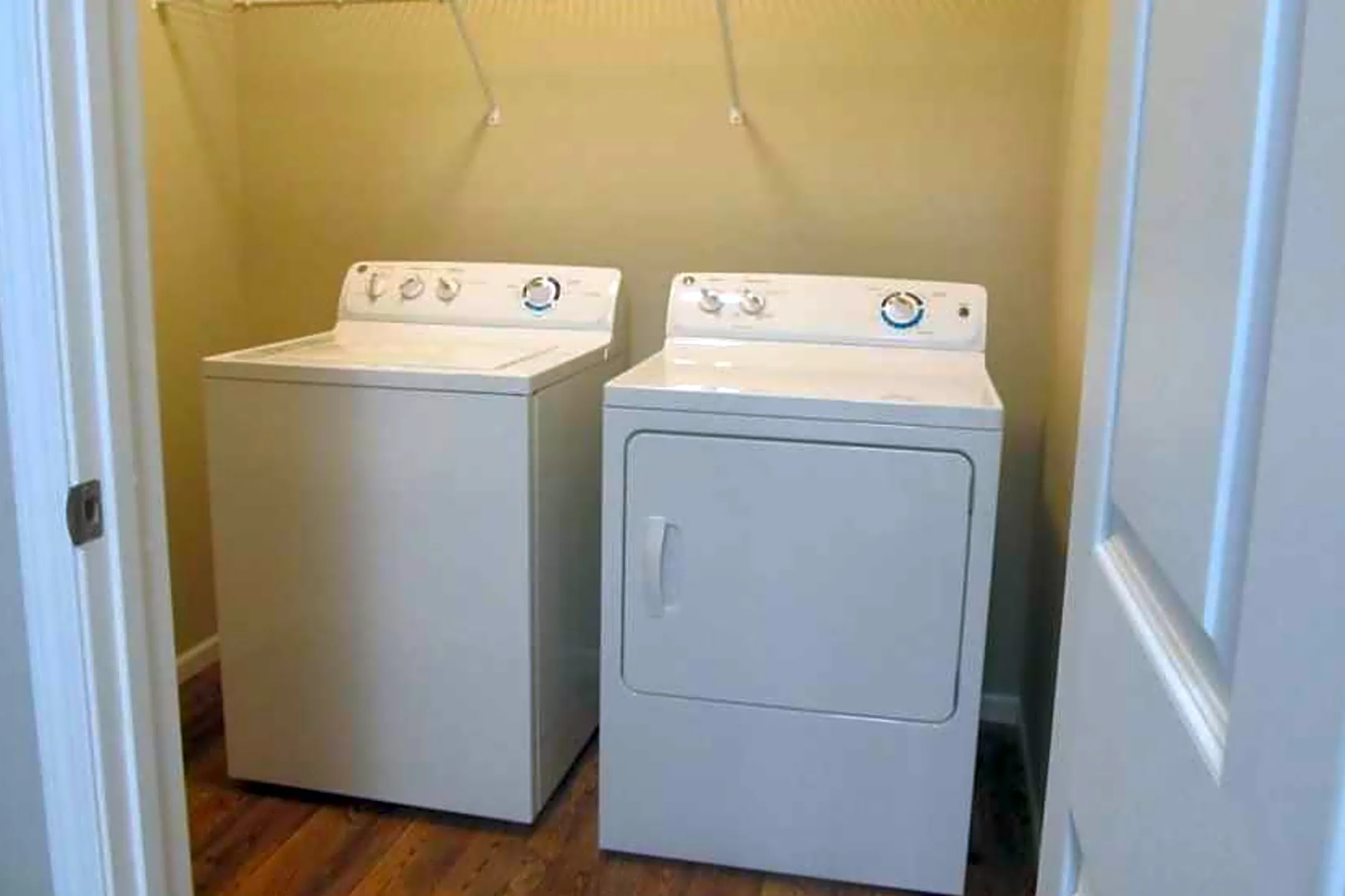 Killdeer Highlands 124 Park Ln Killdeer, ND Apartments for Rent Rent.