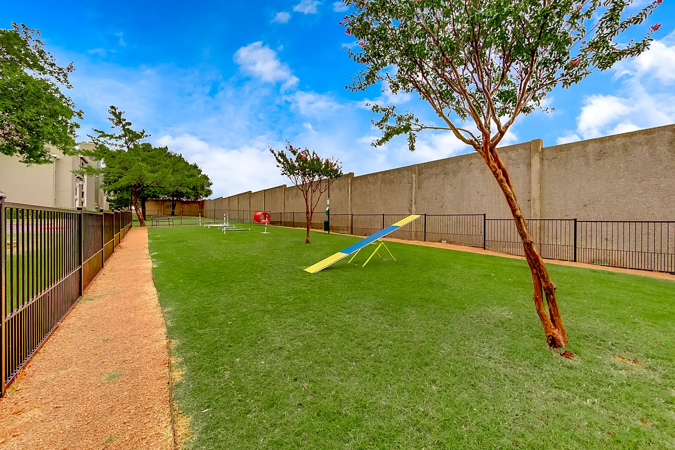 Arbors Of Las Colinas Irving, TX 75063