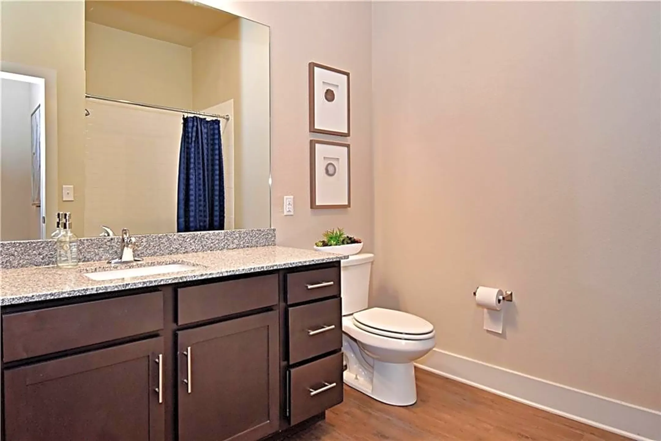 Bathroom - 12100 Archeleta Blvd - Austin, TX
