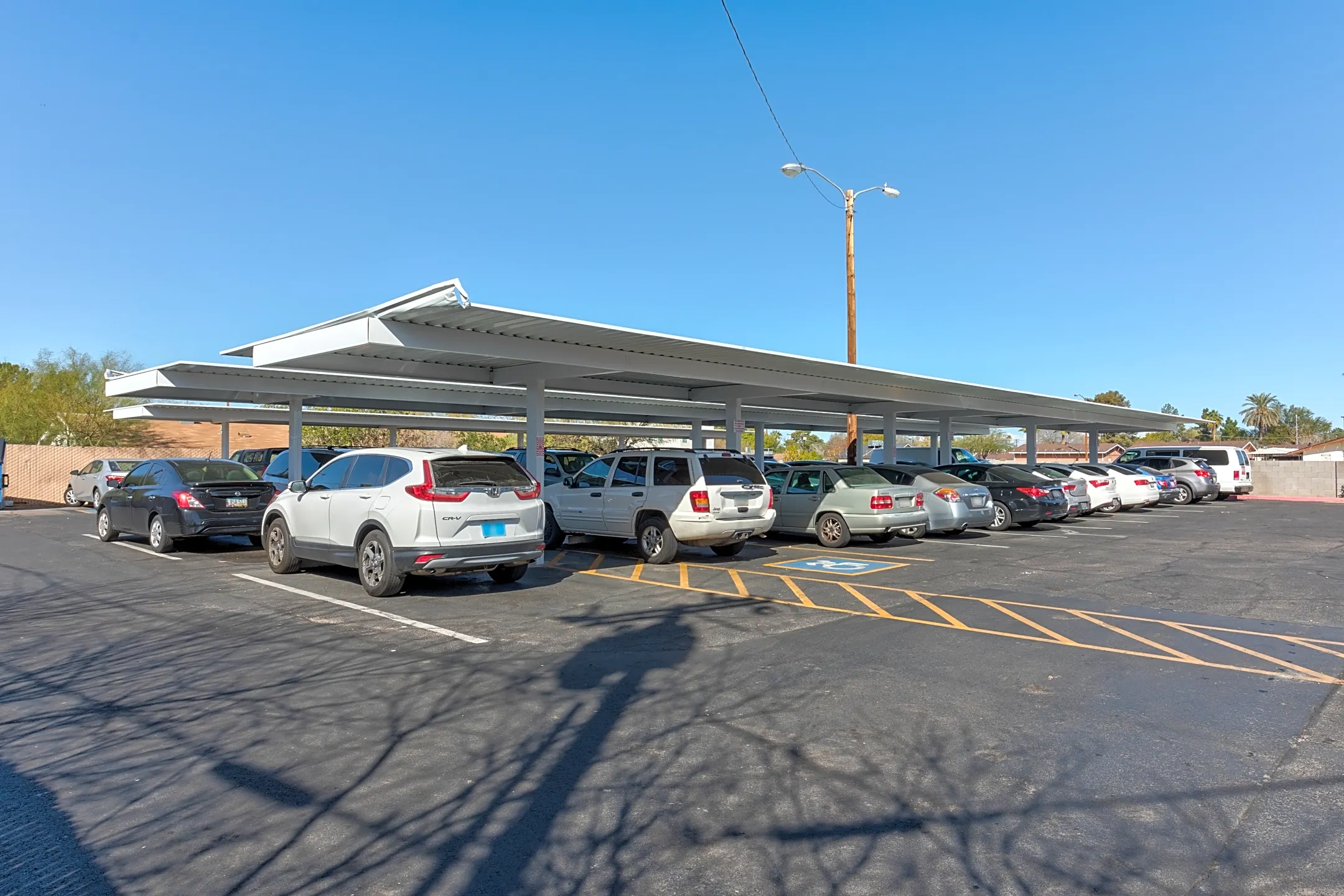 Elton Apartment Homes 2420 N 24th St Phoenix, AZ Apartments for