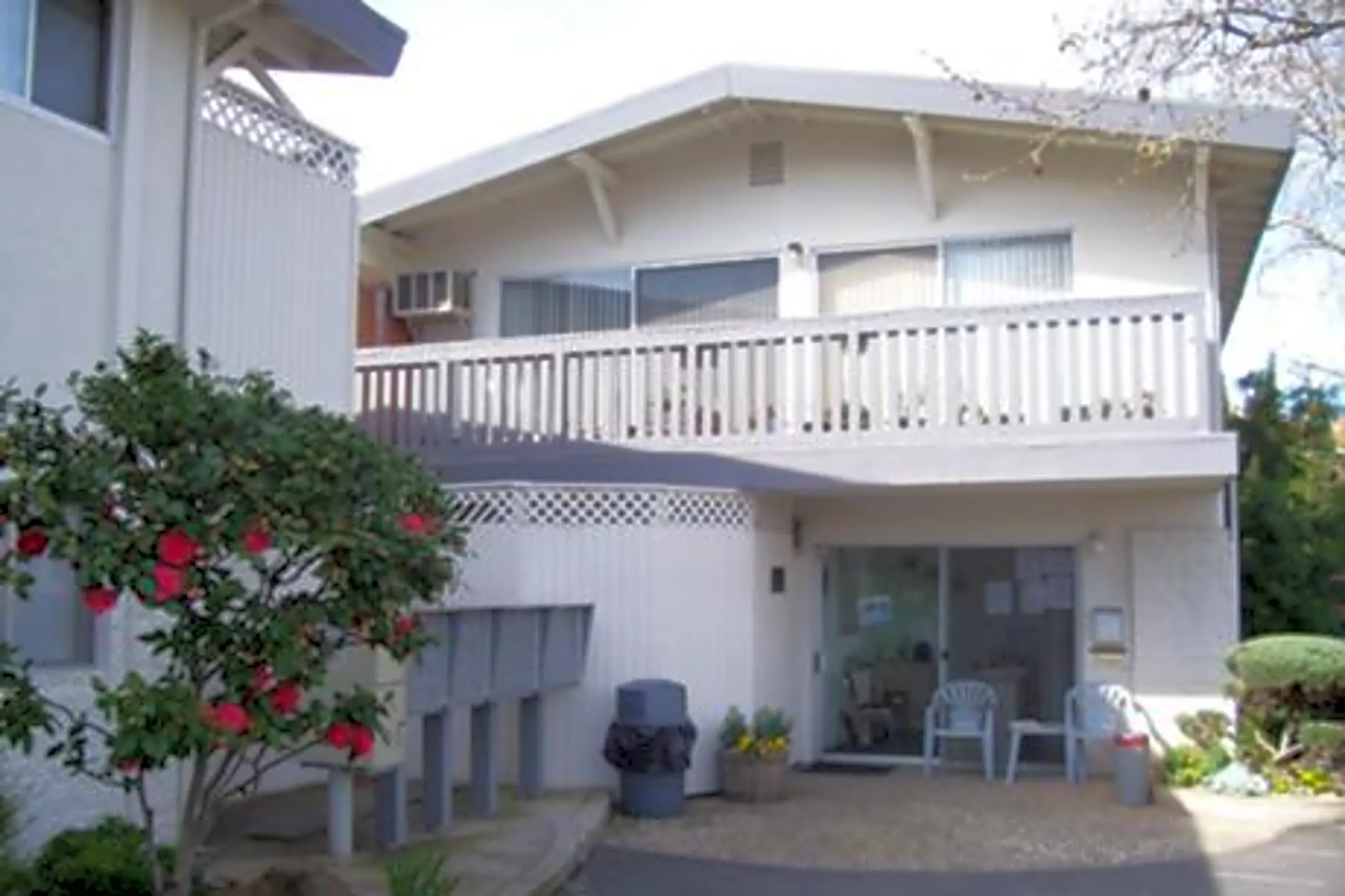 Carmichael Apartments 5804 Engle Rd Carmichael, CA Apartments for