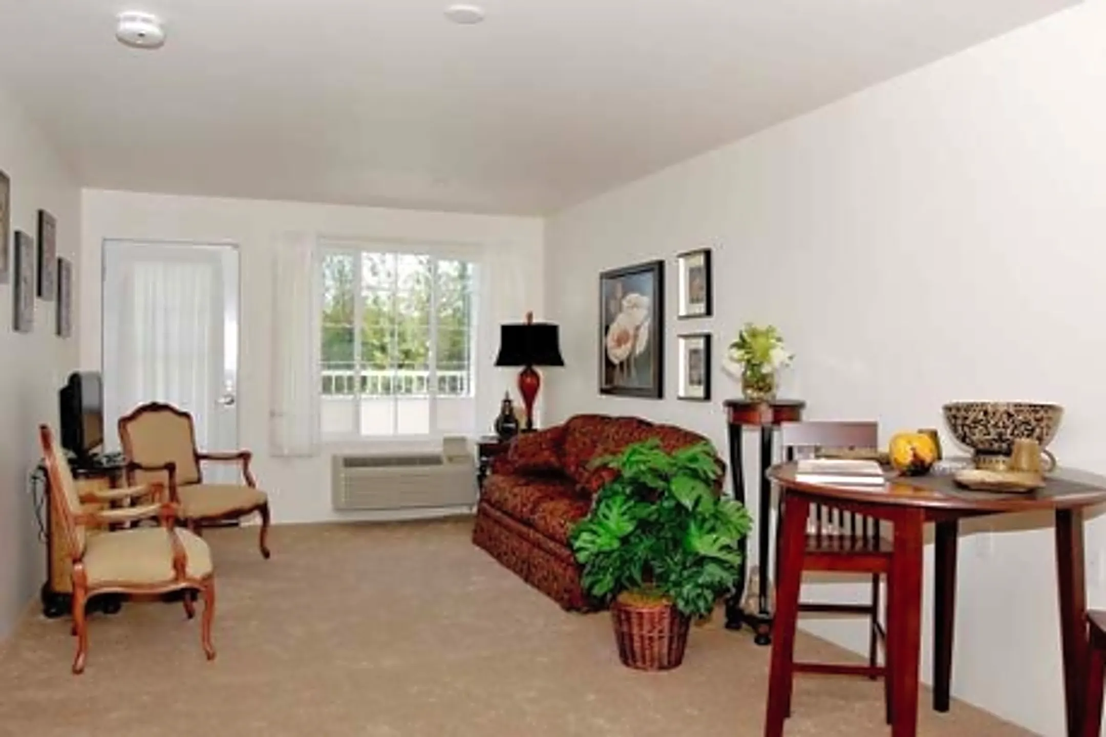 Bluebird Estates East Longmeadow, MA 01028