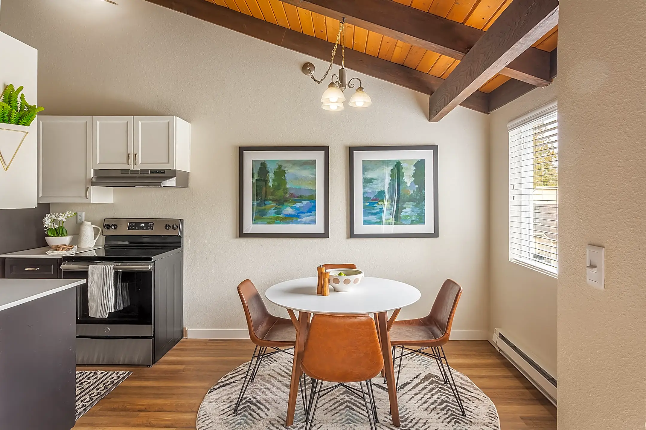 Timbers at Kenmore Apartments Kenmore, WA 98028