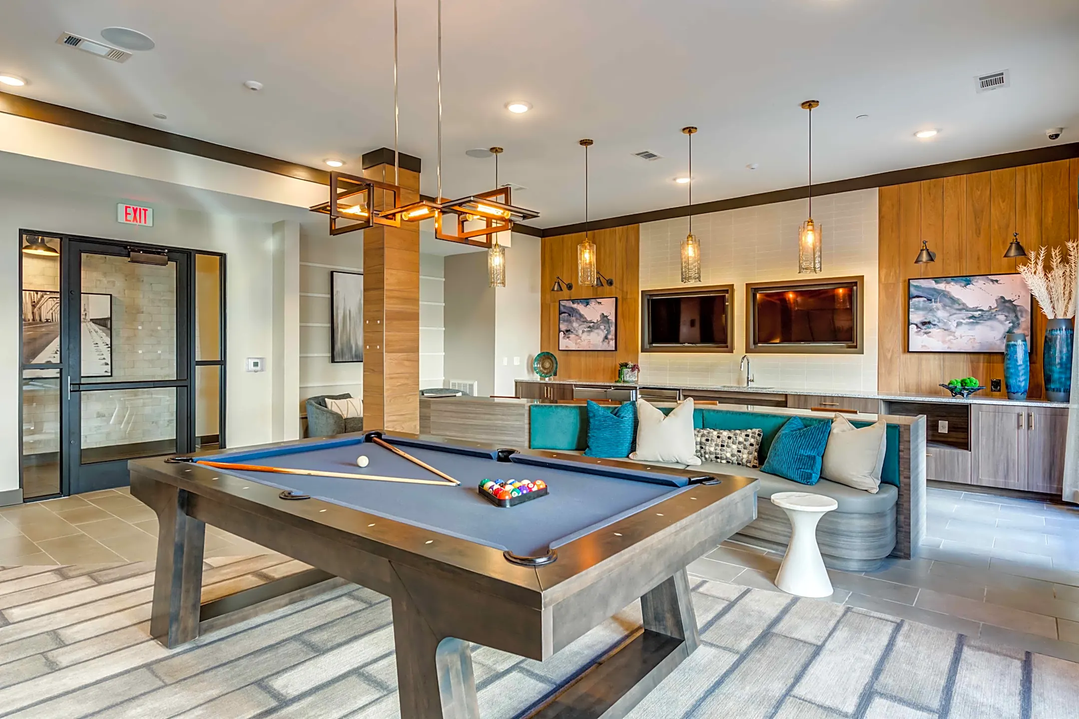 The Walcott Jeffersonville Apartments 222 W Maple St Jeffersonville