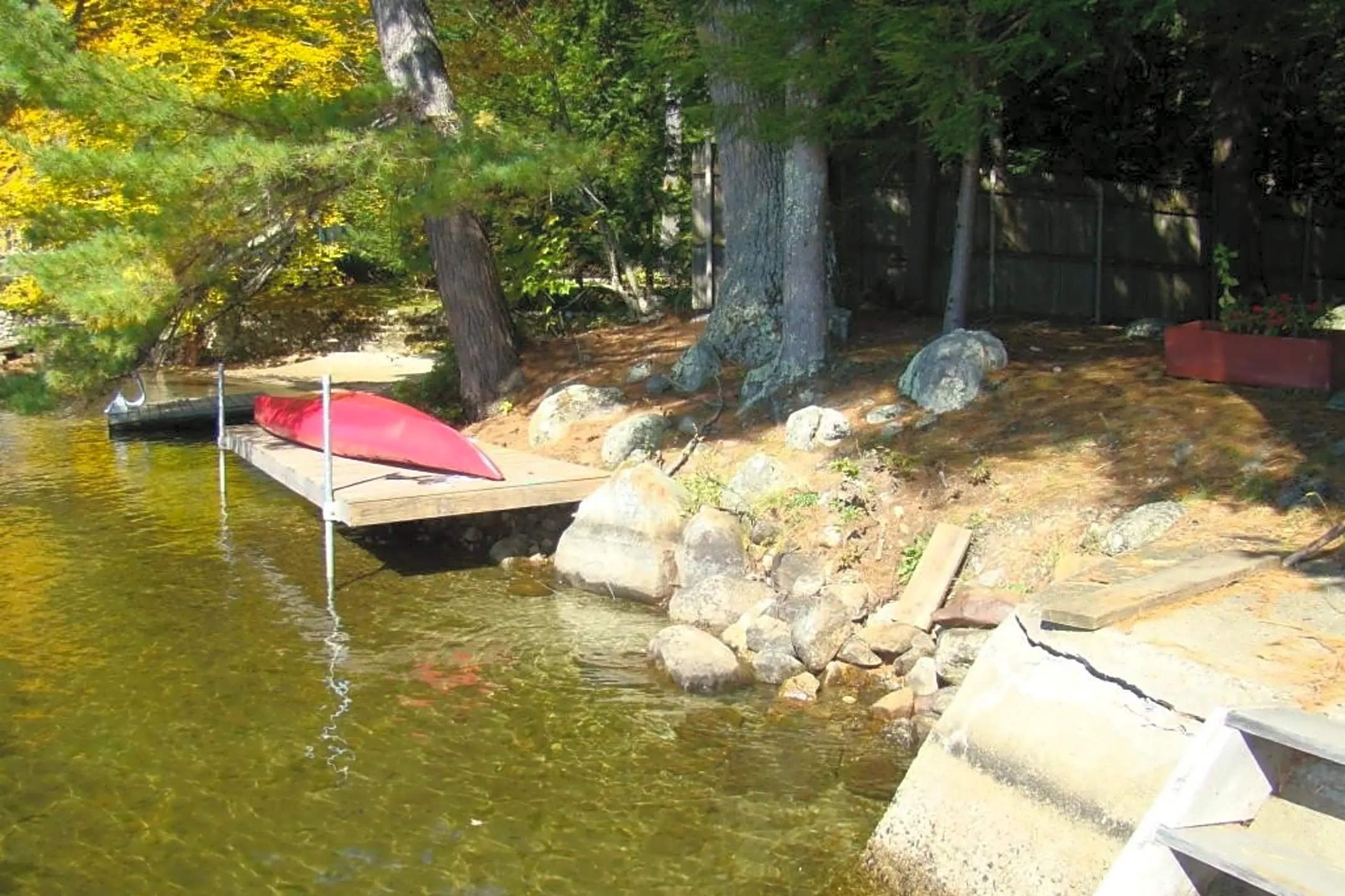 378 NH113 Houses Holderness, NH 03245