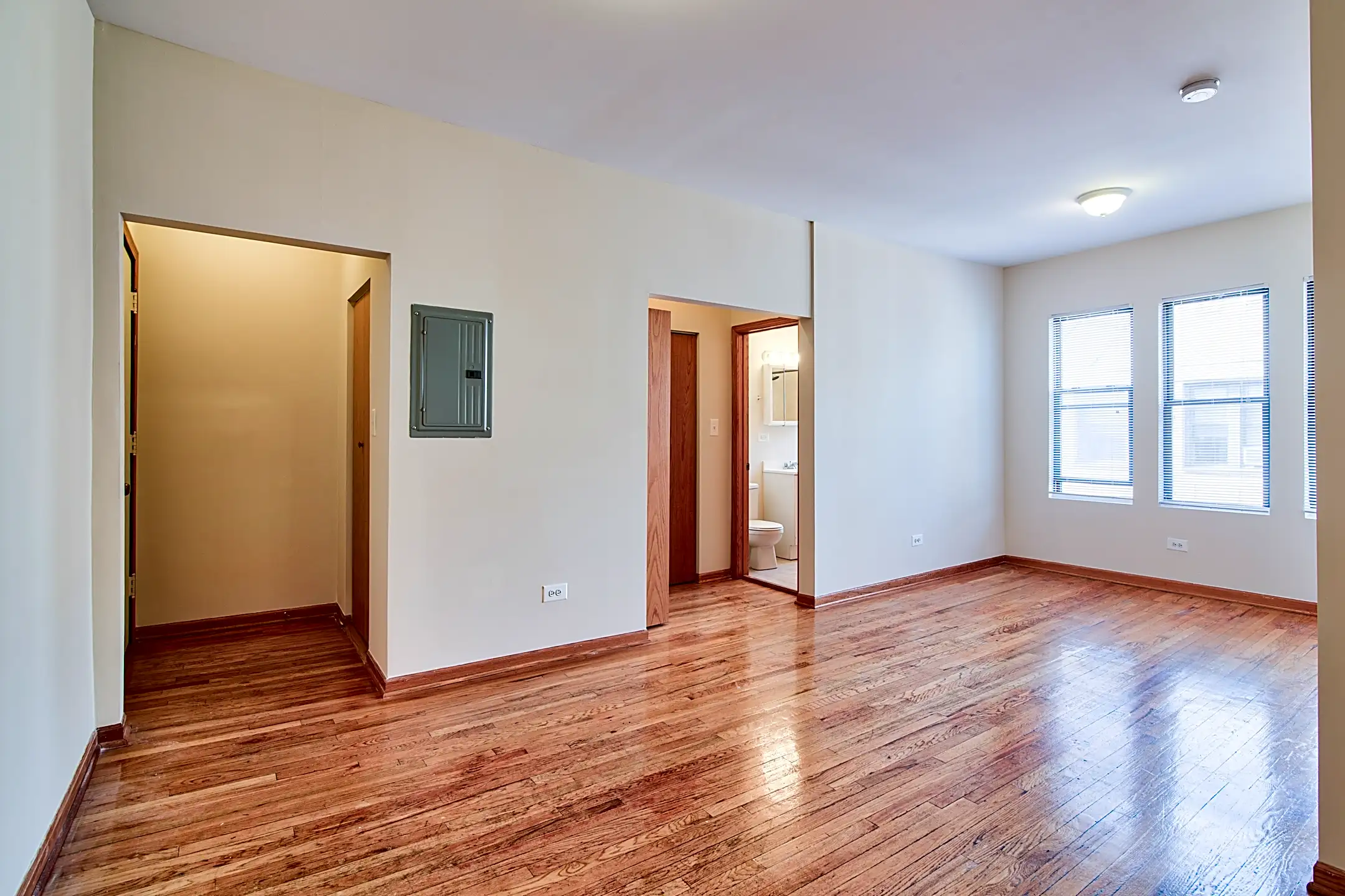 7100 N. Sheridan Apartments 7100 N Sheridan Rd Chicago, IL