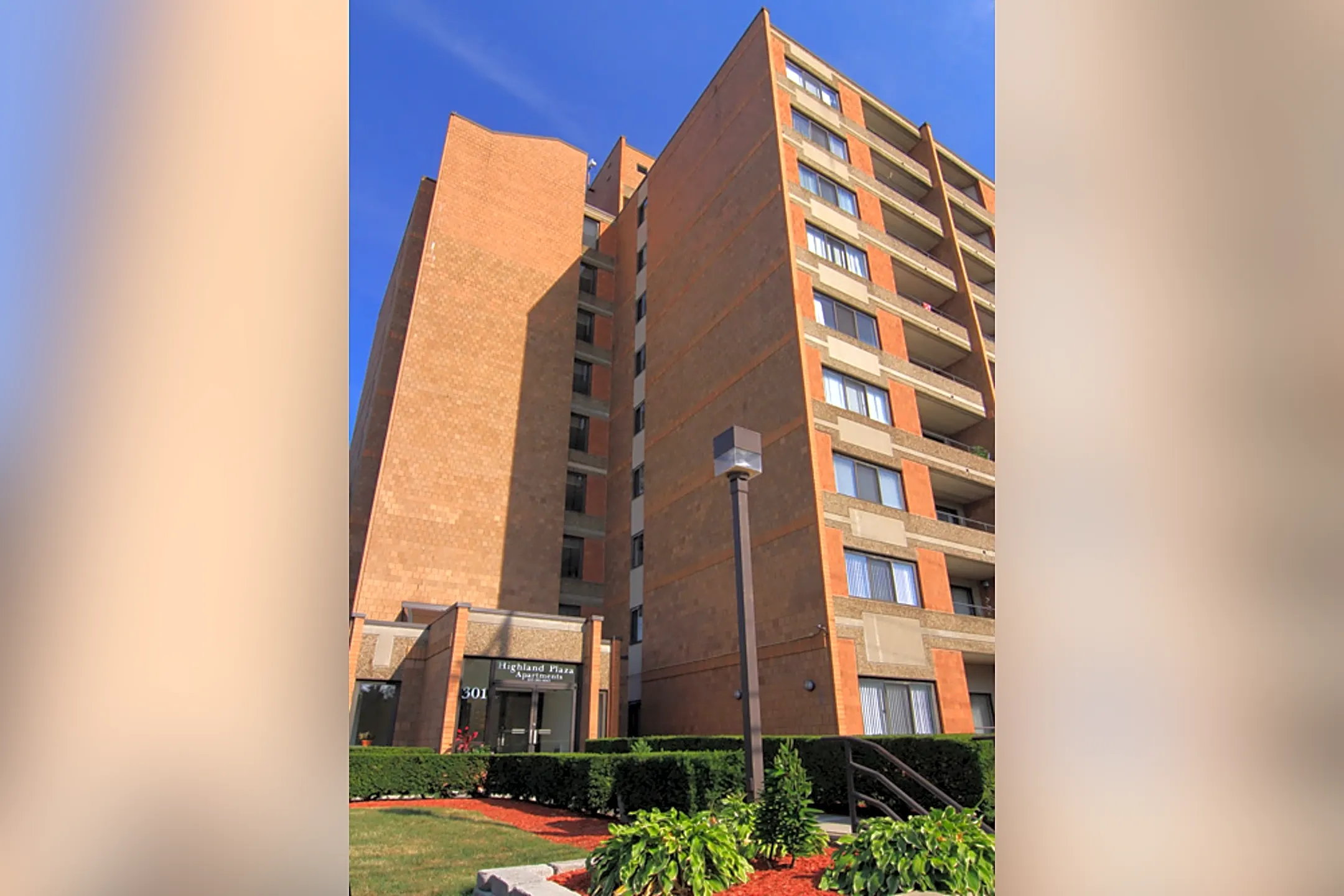 Highland Plaza Apartments 301 S Highland Ave Pittsburgh, PA