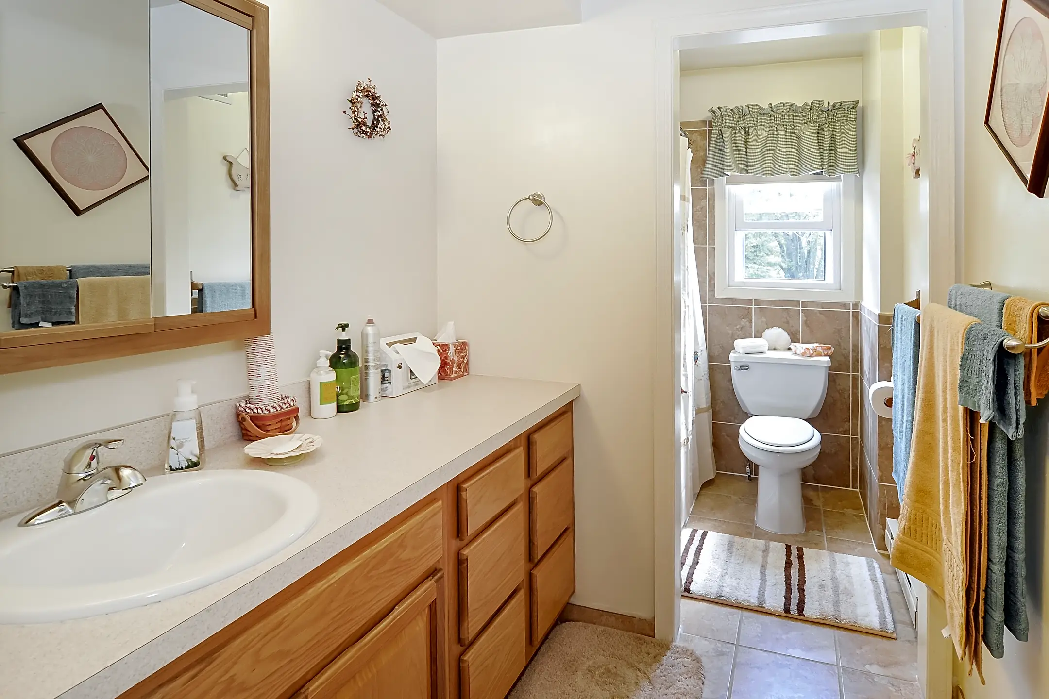 Olde East Townhouses Farmhouse Lane Building M Morristown, NJ Apartments for Rent Rent.