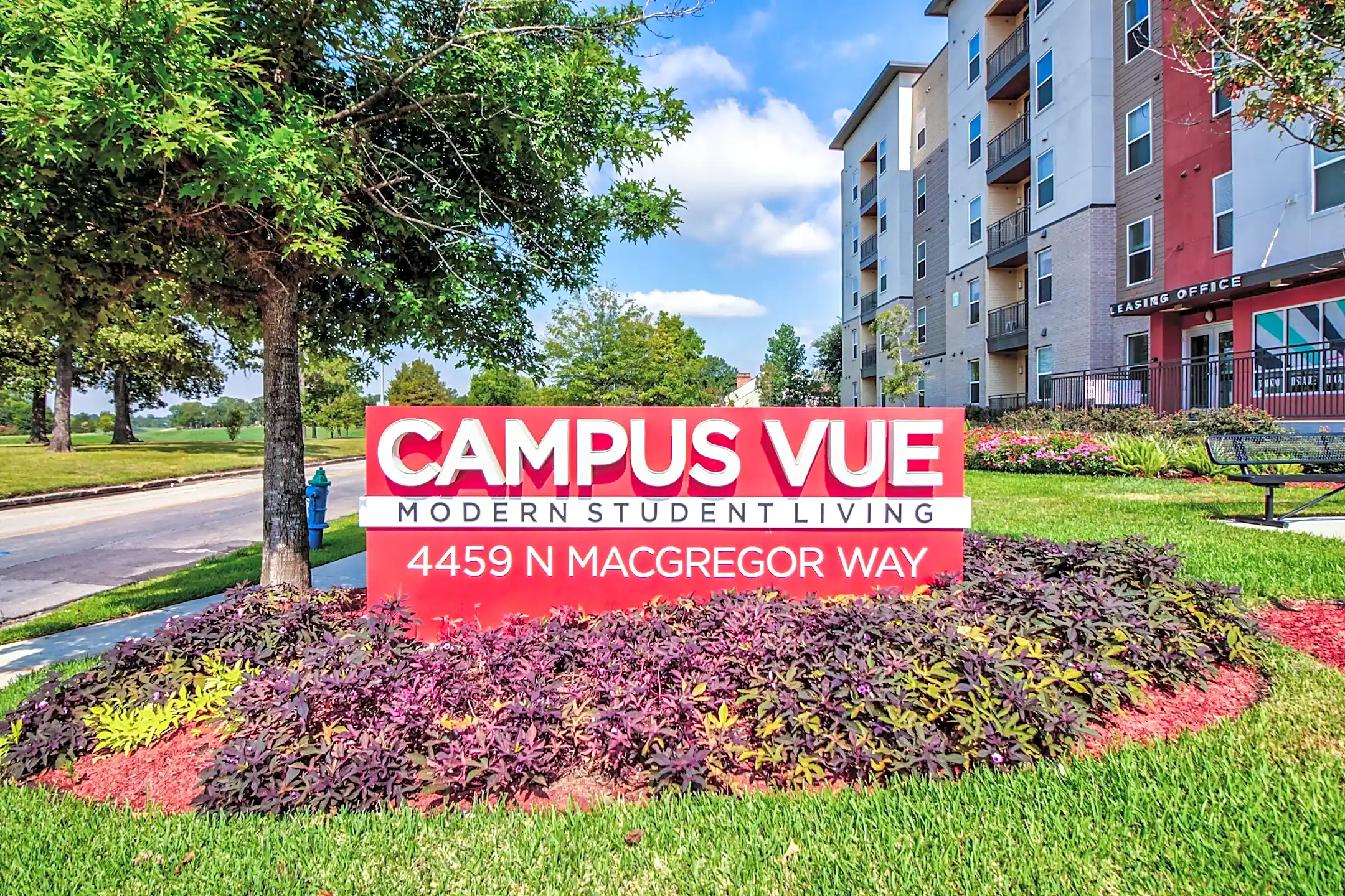 Campus Vue Student Apartments 4459 N Macgregor Way Houston, TX
