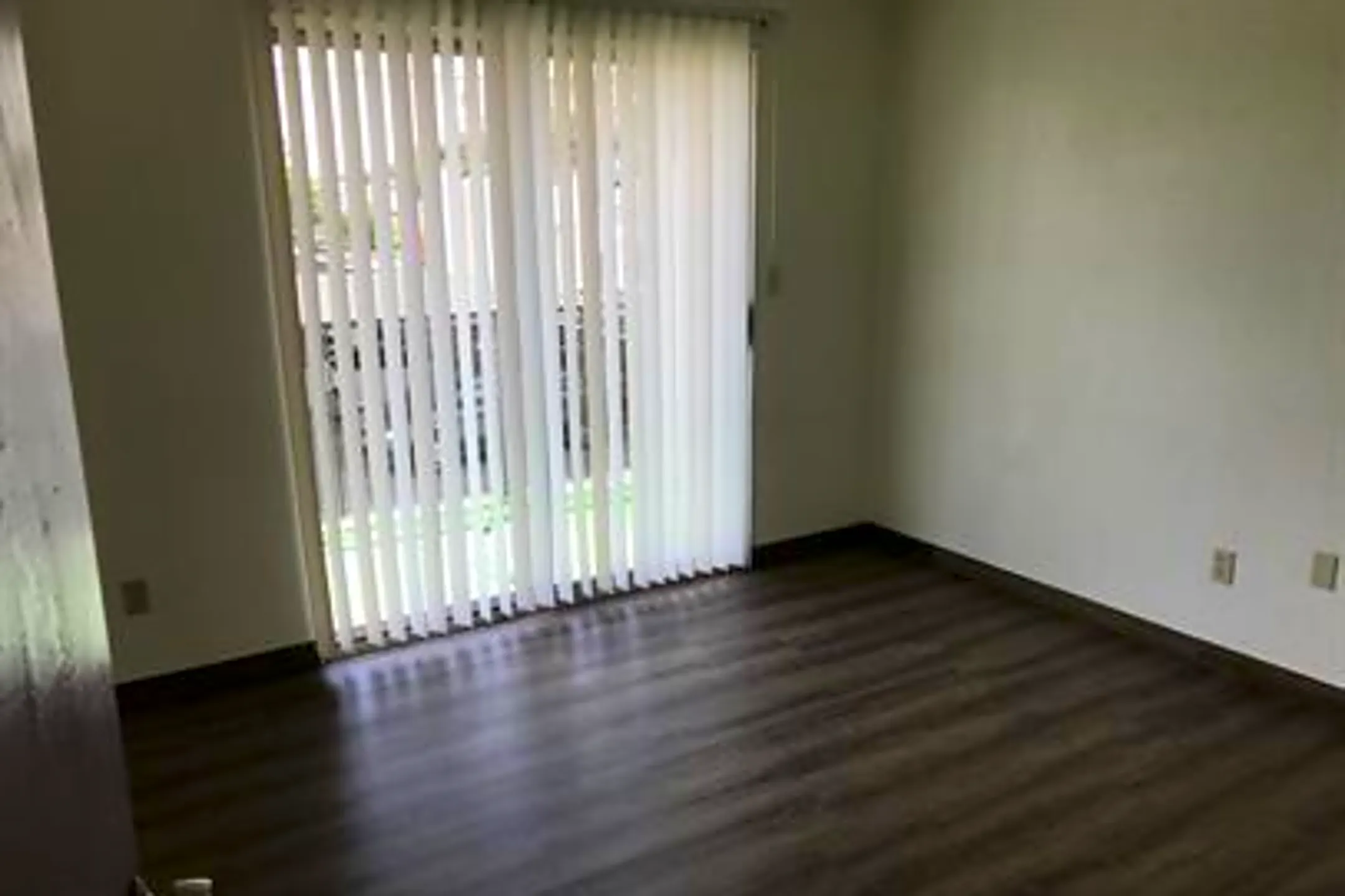 1185 Lewis St 1185 Lewis St unit 201 Kingsburg, CA Houses for Rent