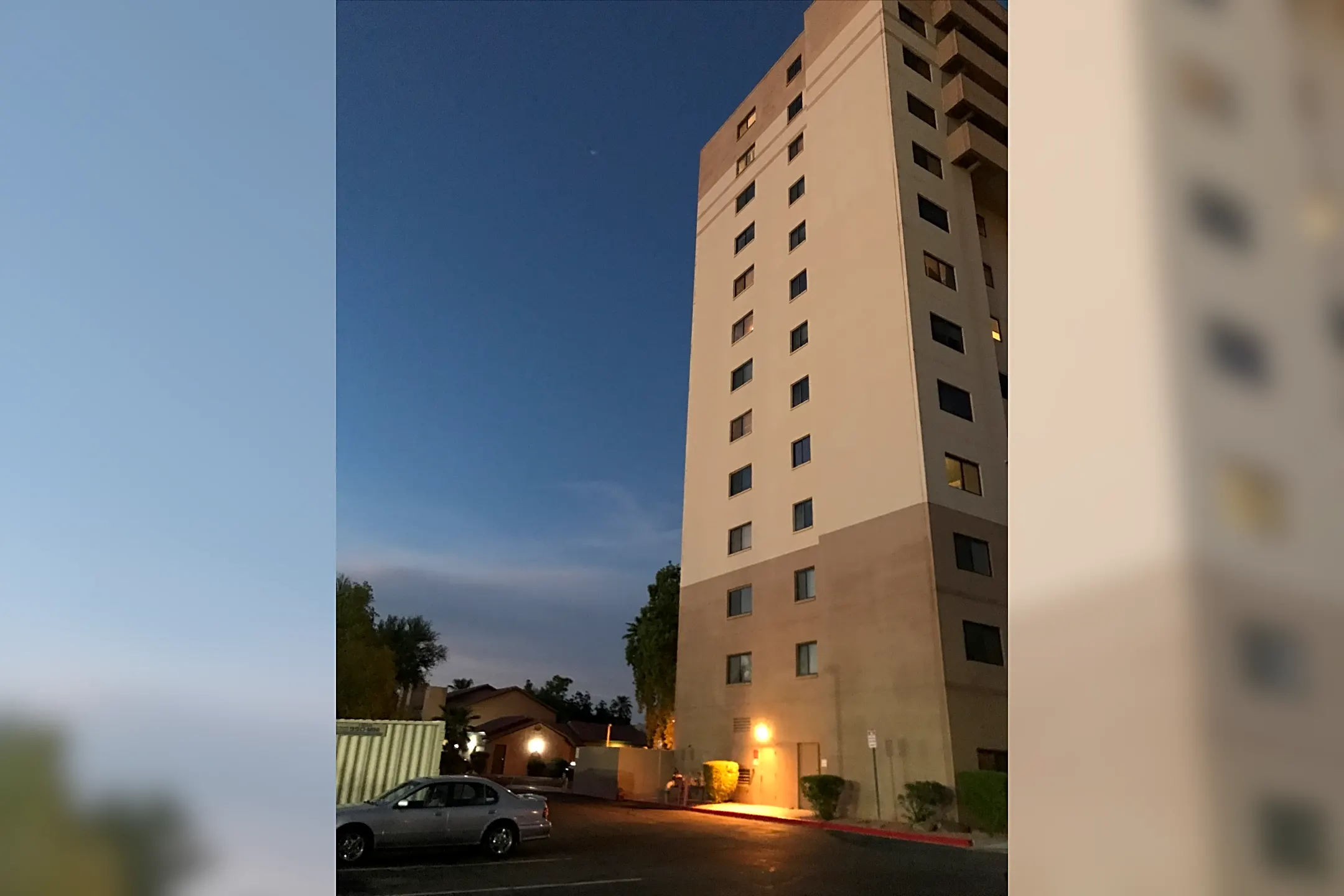 Courtyard Towers - 22 N Robson | Mesa, AZ Apartments for Rent | Rent. 