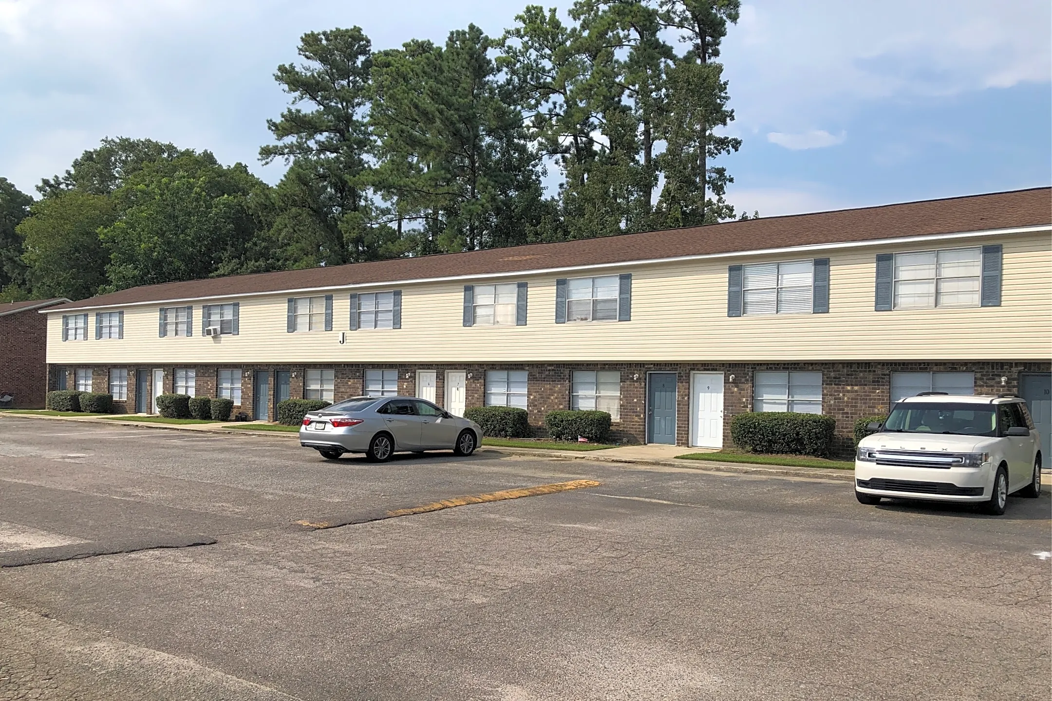 Summerville Apartments 703 E 3rd North St Summerville SC For Rent   Cb5b07e4de15fa828c878836fb99b126