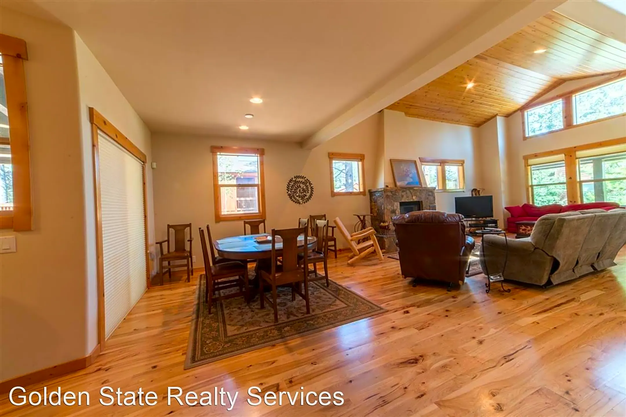 Dining Room - 10583 Sara Bear Ln - Truckee, CA
