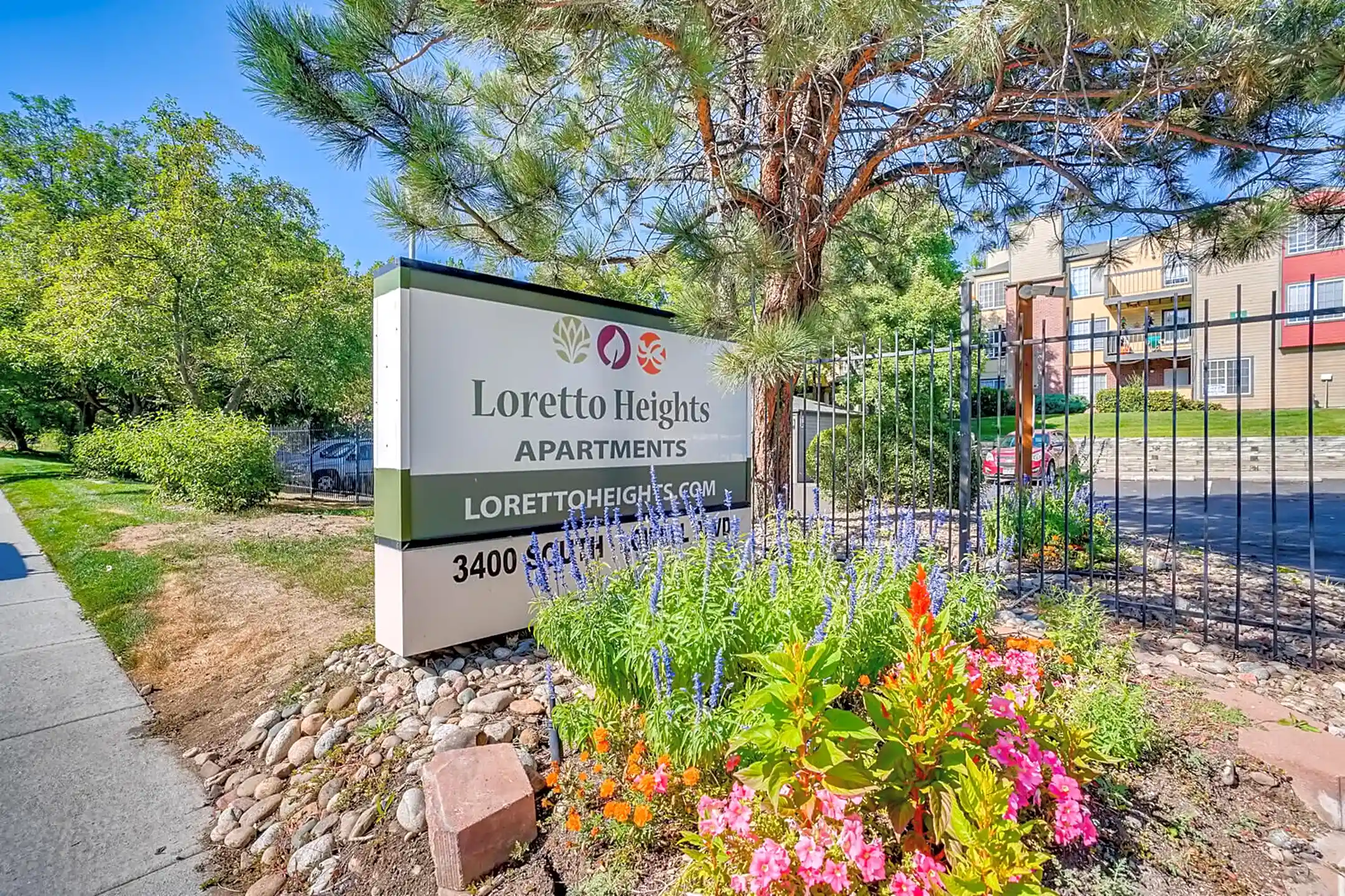 Loretto Heights Apartments - 3400 S Lowell Blvd | Denver, CO Apartments ...