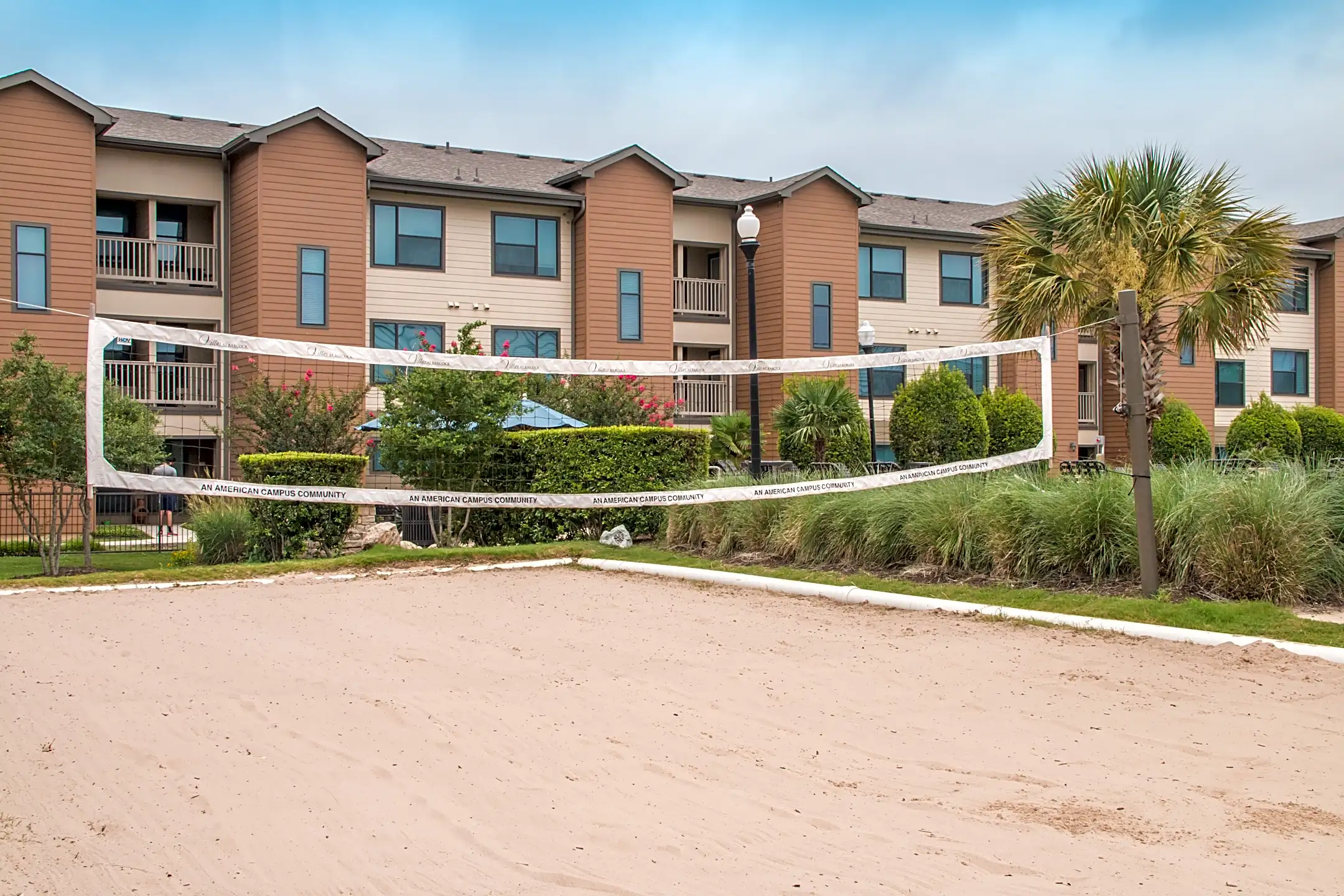 Villas at Babcock-Per Bed Lease Apartments - San Antonio, TX 78249