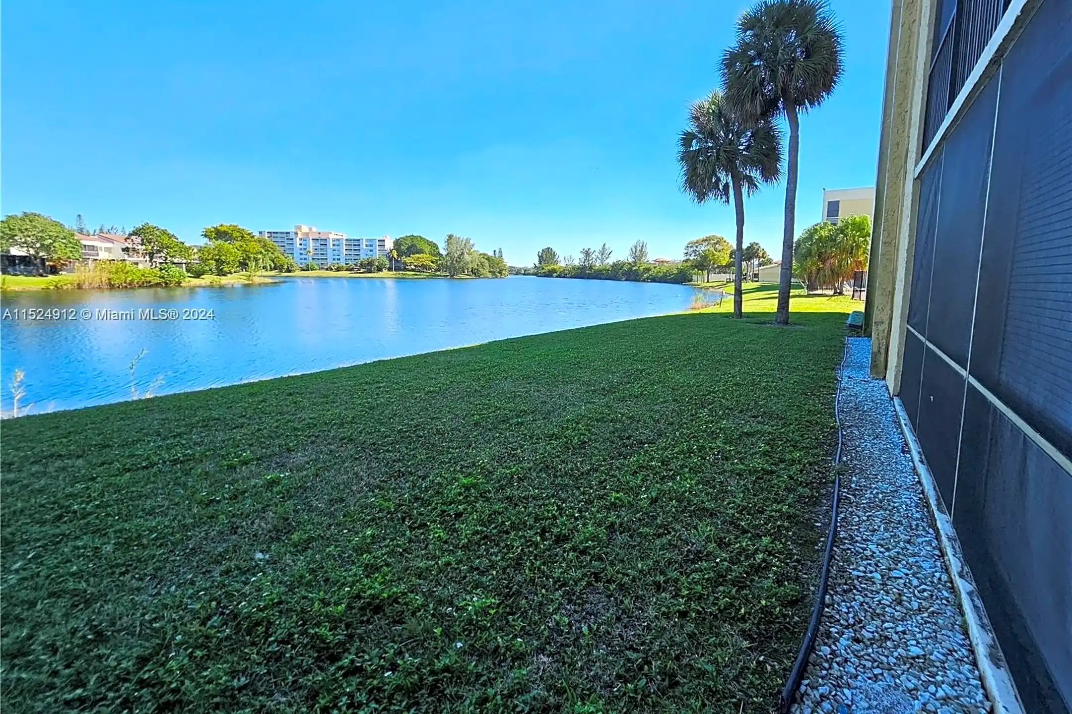 6575 W Oakland Park Blvd #109 Condos - Lauderhill, FL 33313