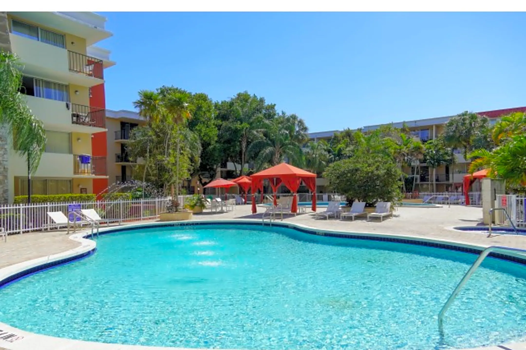 Colony at Dadeland 9355 SW 77th Ave Miami, FL Apartments for Rent