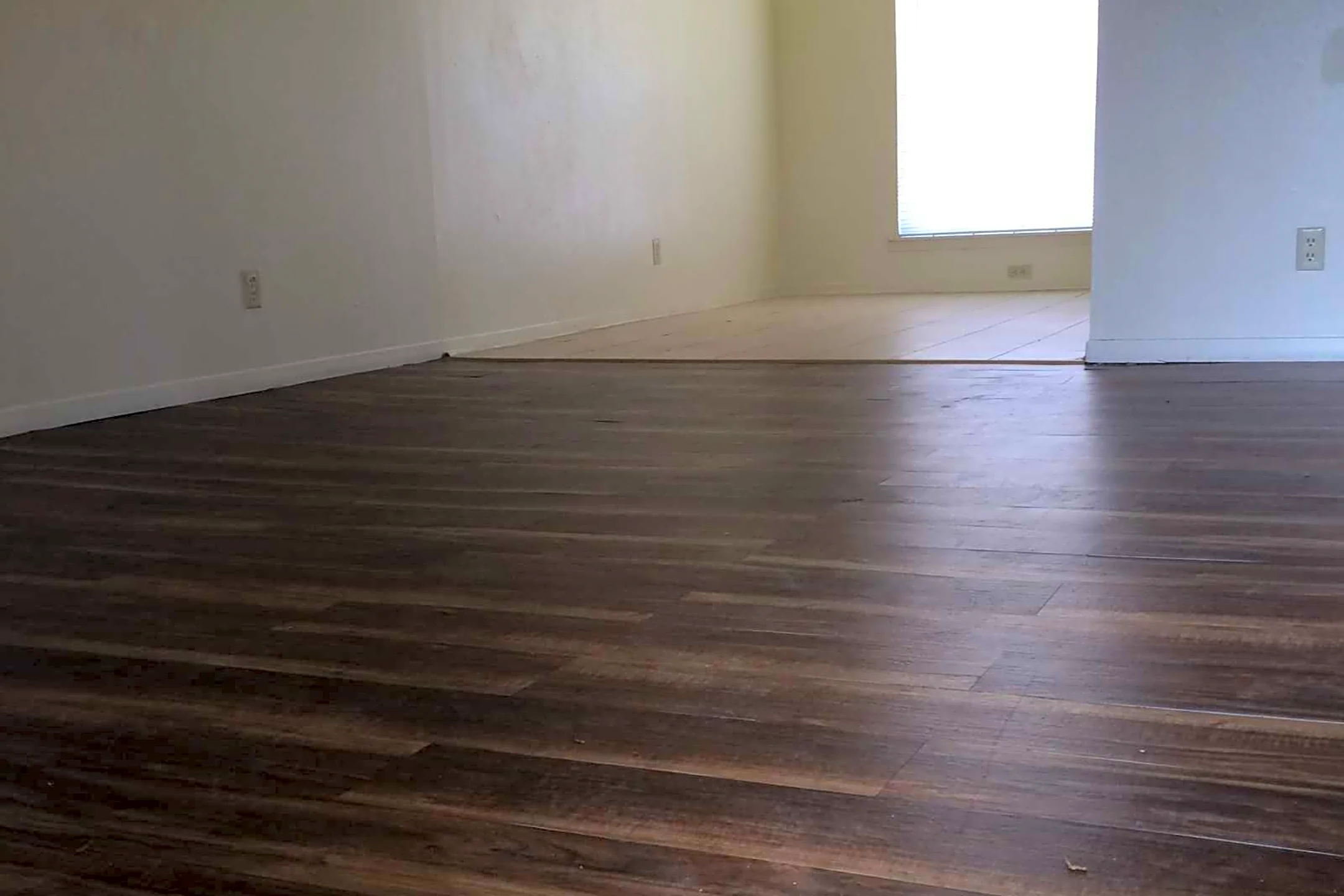 College Main Apartments - Bryan, TX