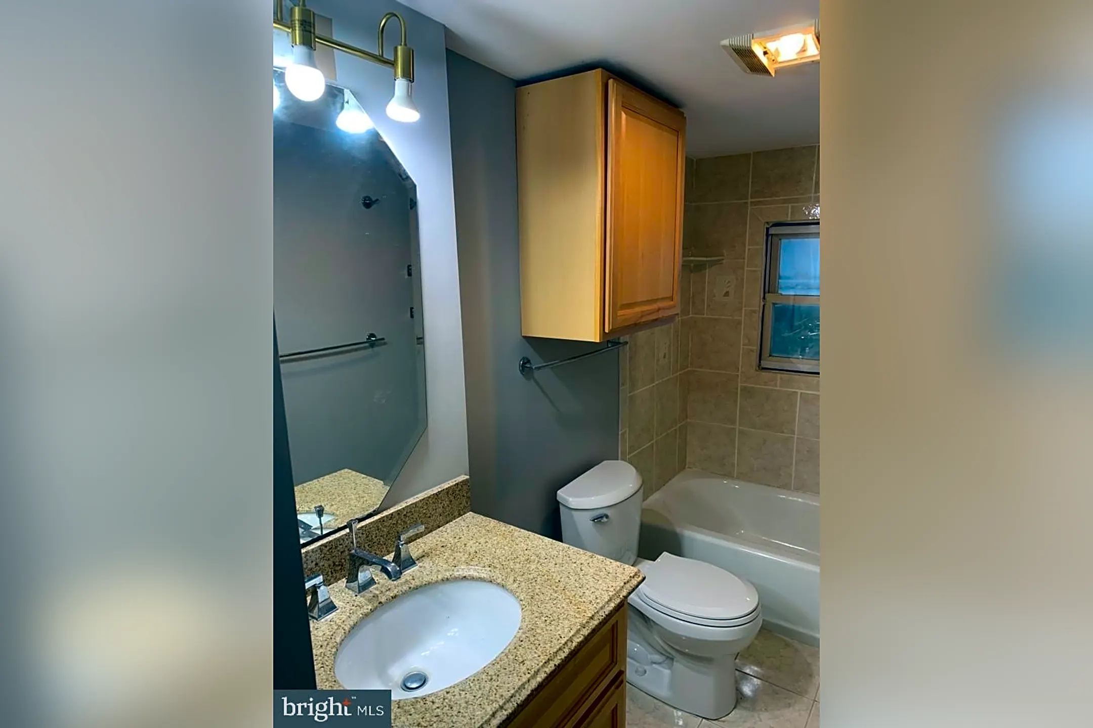 Bathroom - 8657 Fort Foote Rd - Fort Washington, MD