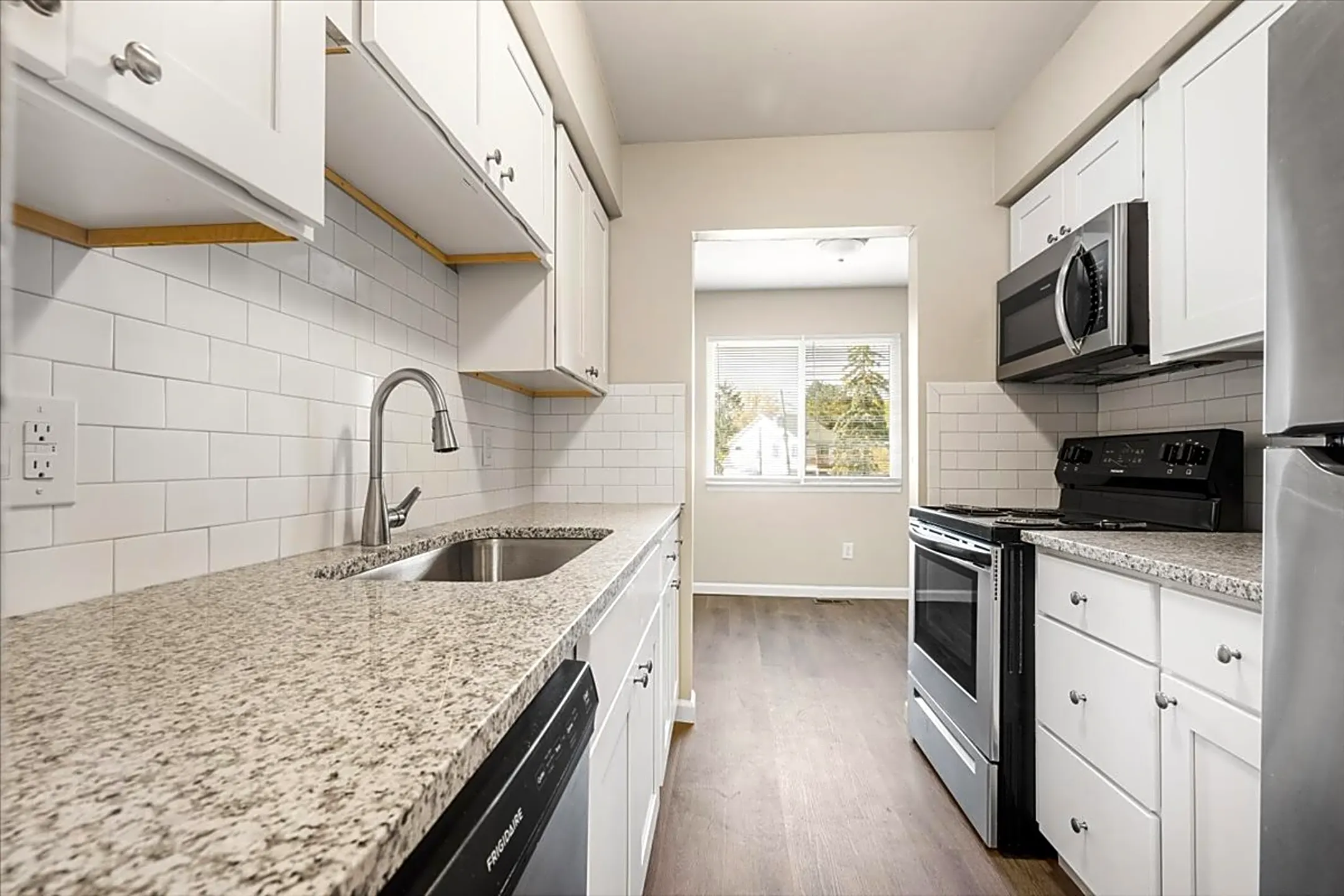 10015 Groh Rd Grosse Ile, MI Houses for Rent Rent.