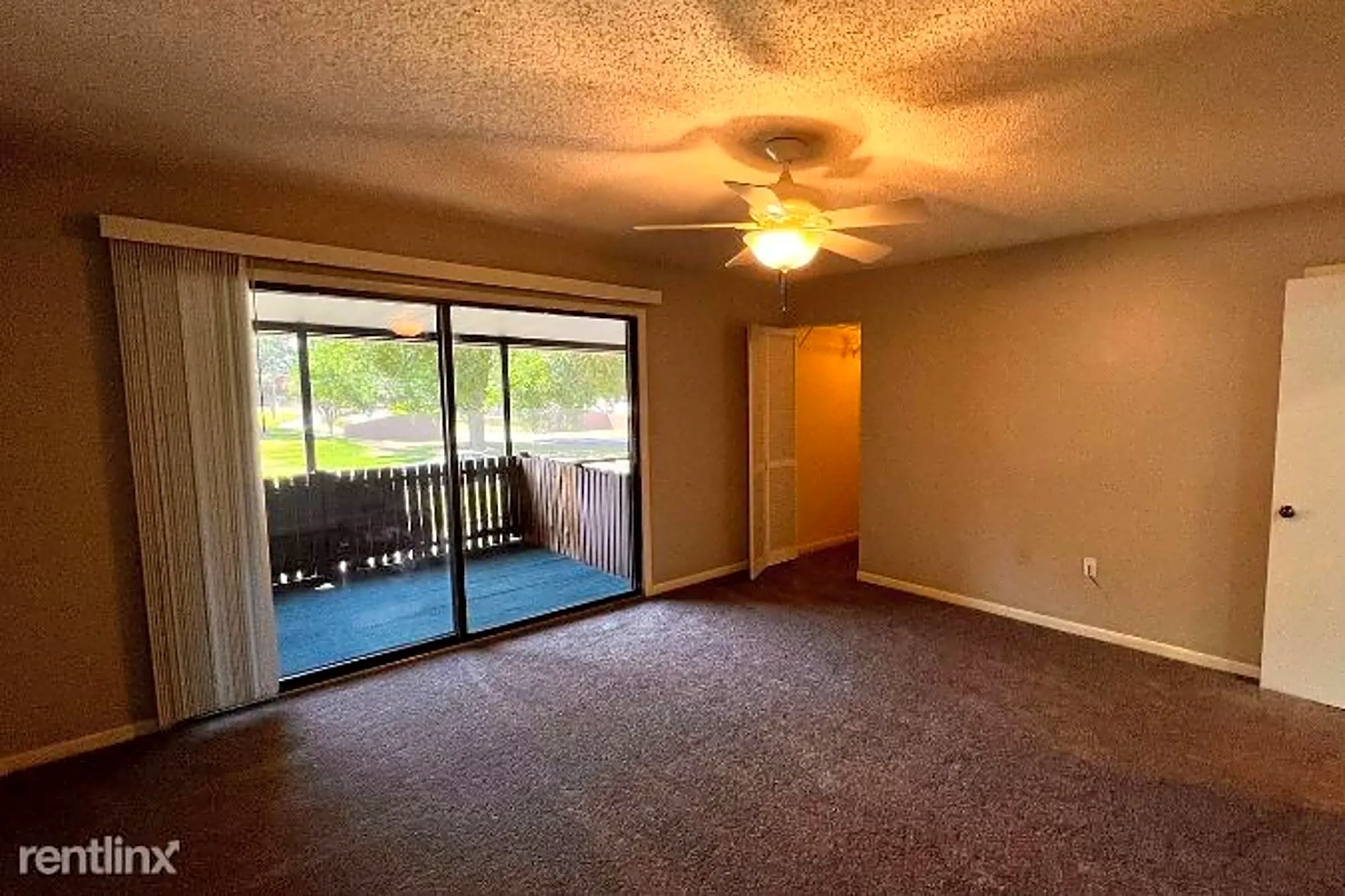 Bedroom - 1880 N Crystal Lake Dr - Lakeland, FL