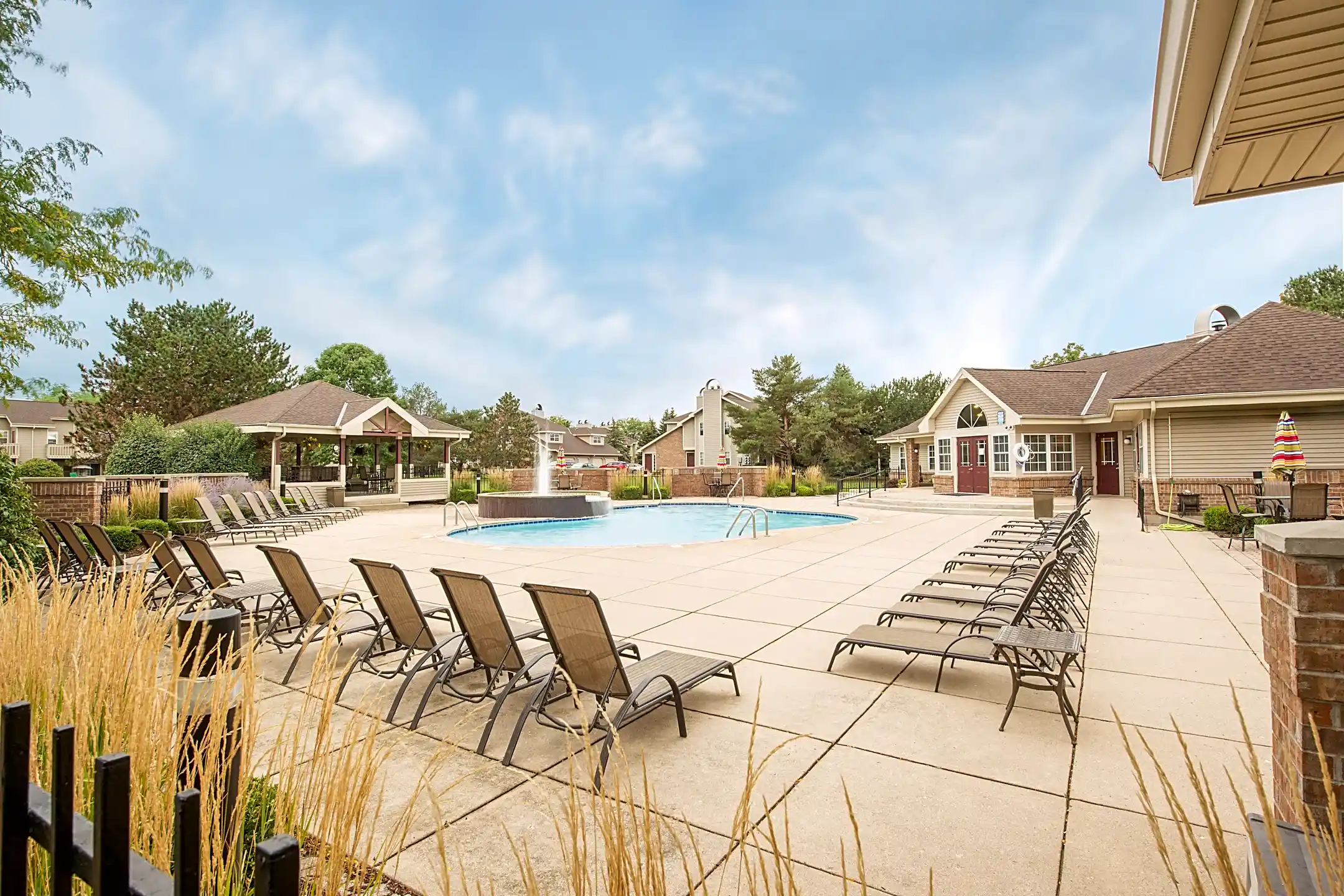 Plum Tree Apartments - Hales Corners, WI