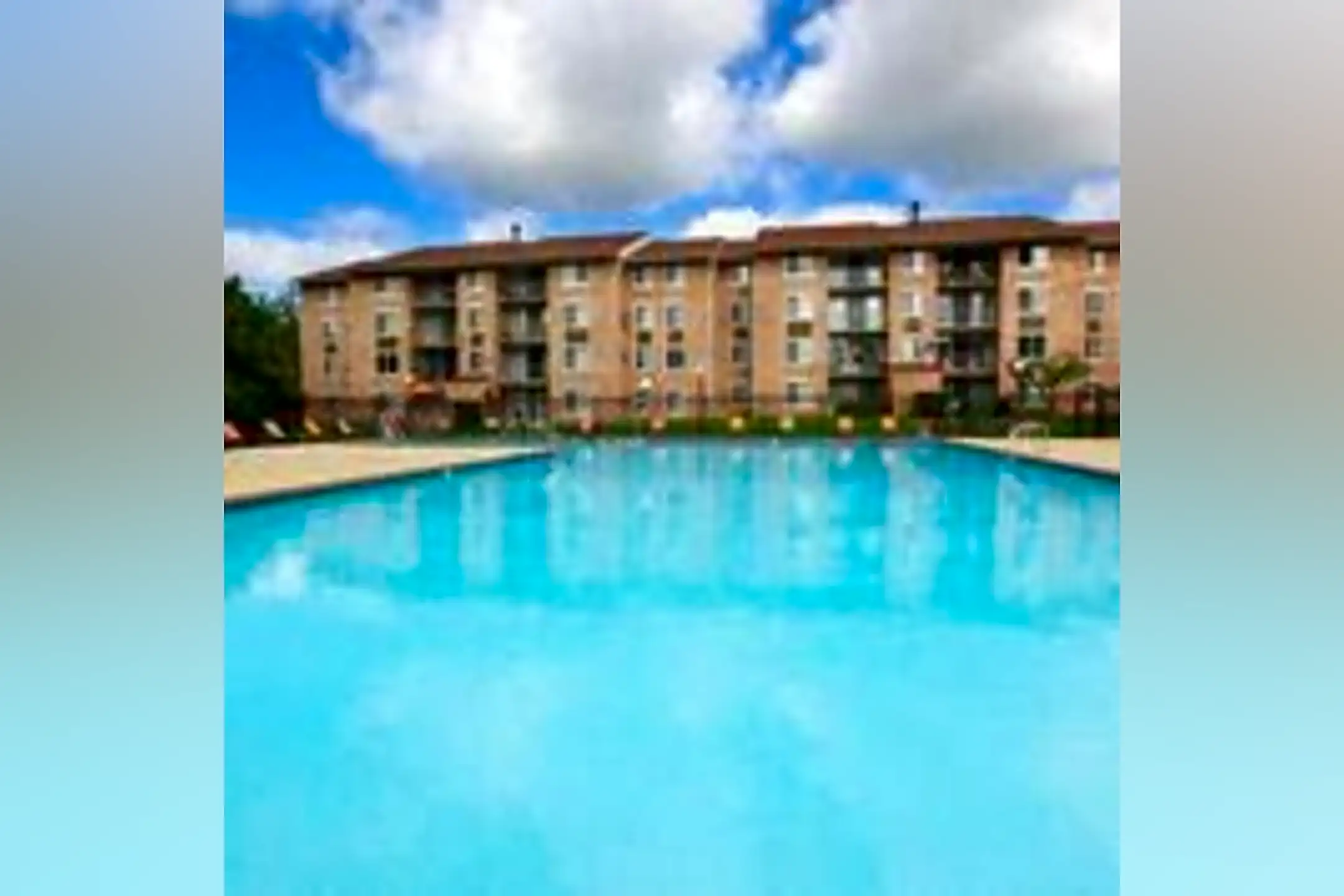Country Place 3900 Blackburn Ln Burtonsville, MD Apartments for
