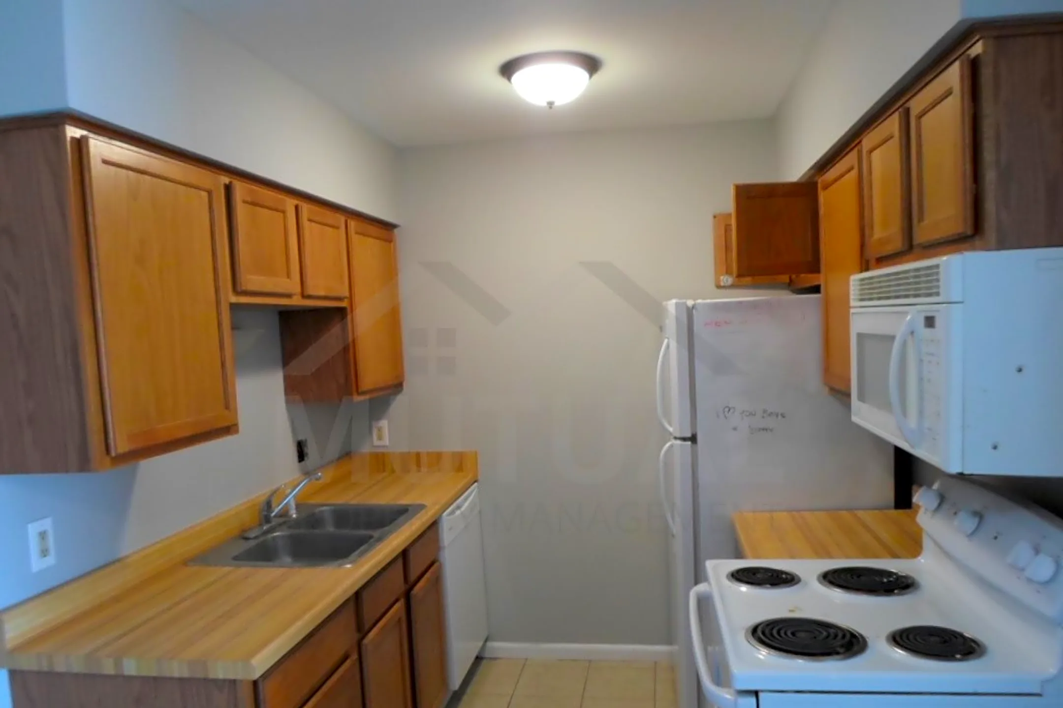 121 E Van Riper Rd 121 E Van Riper Rd unit 6 Fowlerville, MI