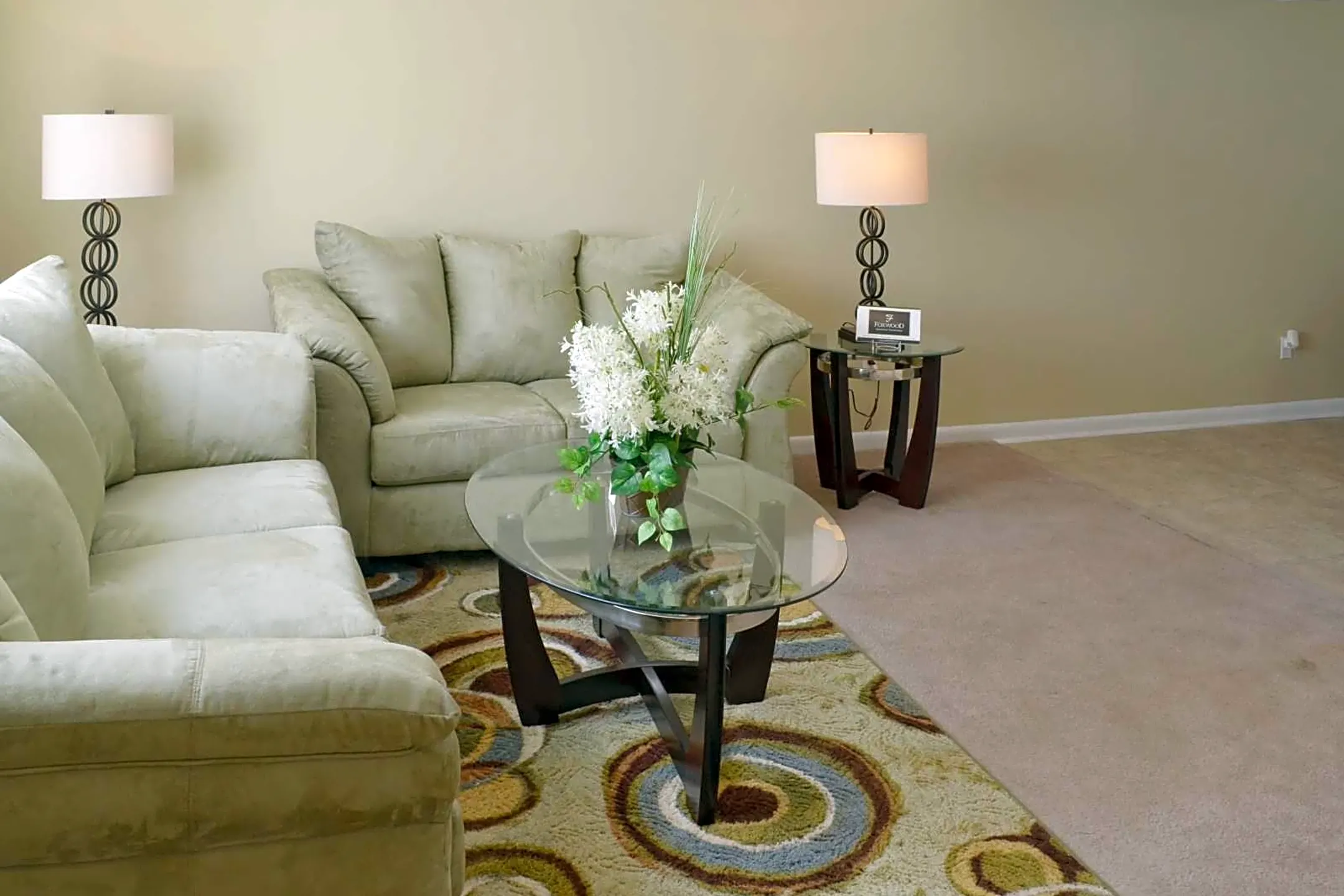 Living Room - Foxwood Apartment Townhomes - Warner Robins, GA