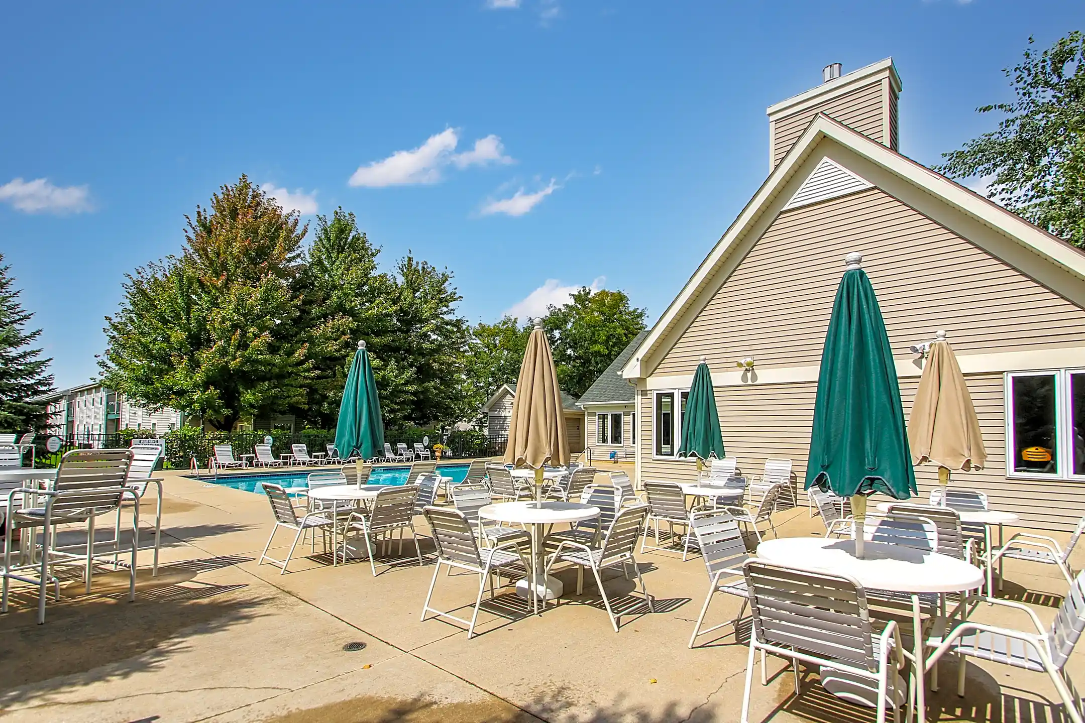 Pembrook Place 2775 Stowmarket Ave Rockford, IL Apartments for Rent