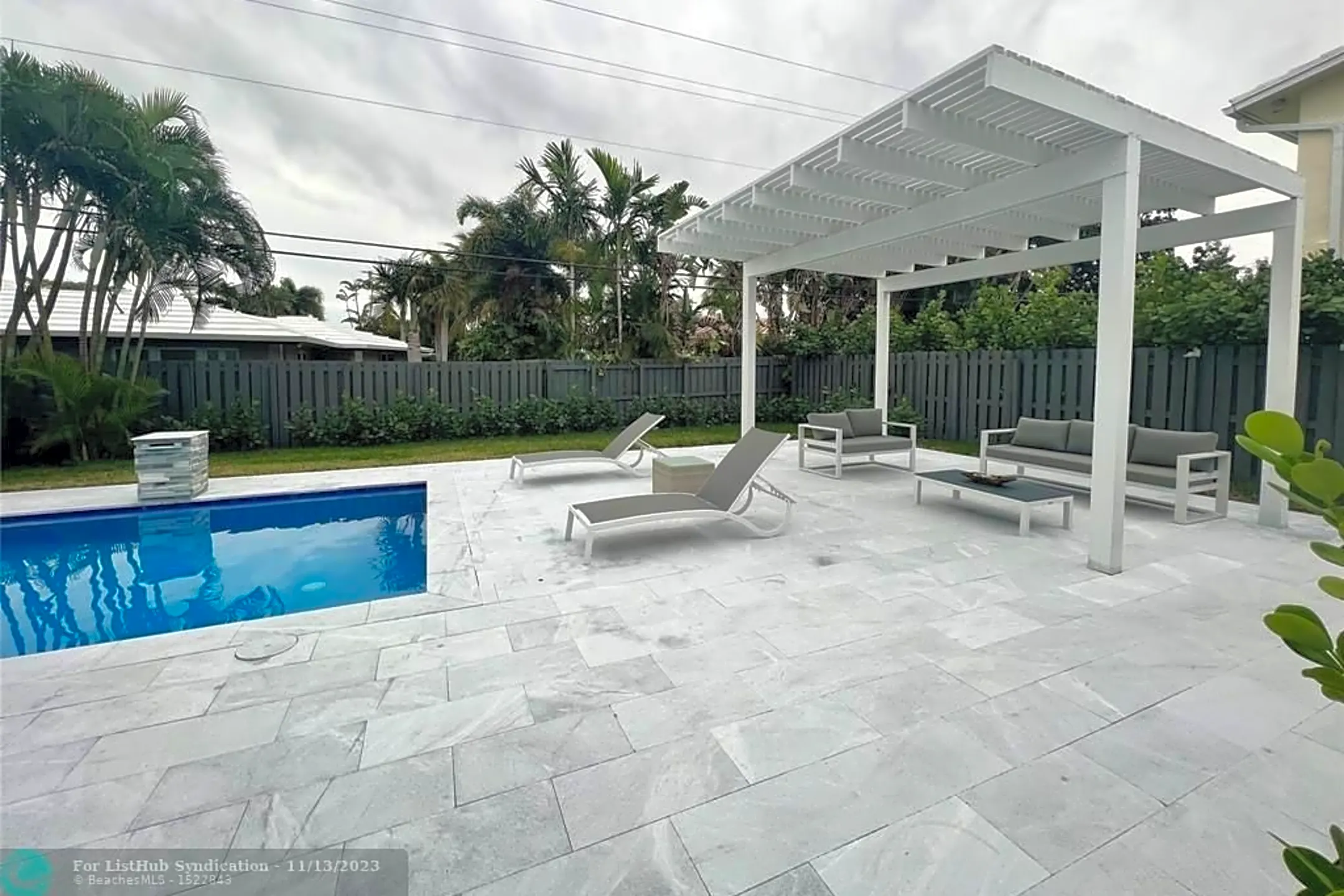 Pool - 2632 NE 29th Ct - Fort Lauderdale, FL