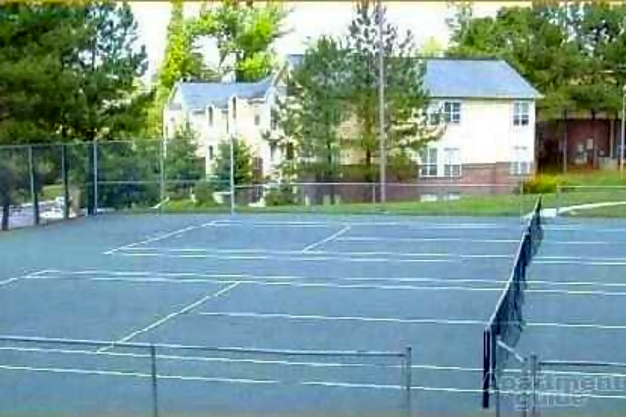 the-falls-apartments-raleigh-nc-27612