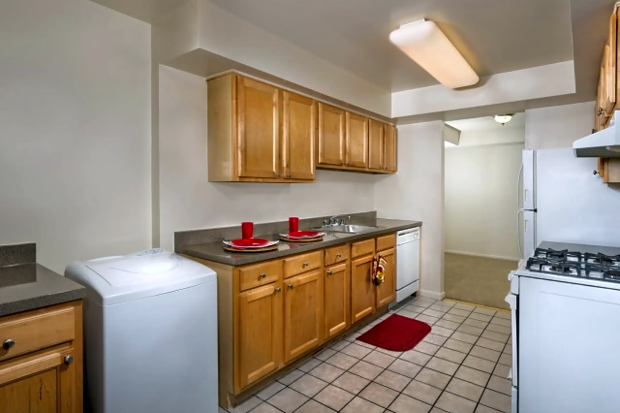 Crestleigh Apartments 9556 Muirkirk Rd Laurel, MD Apartments for Rent Rent.