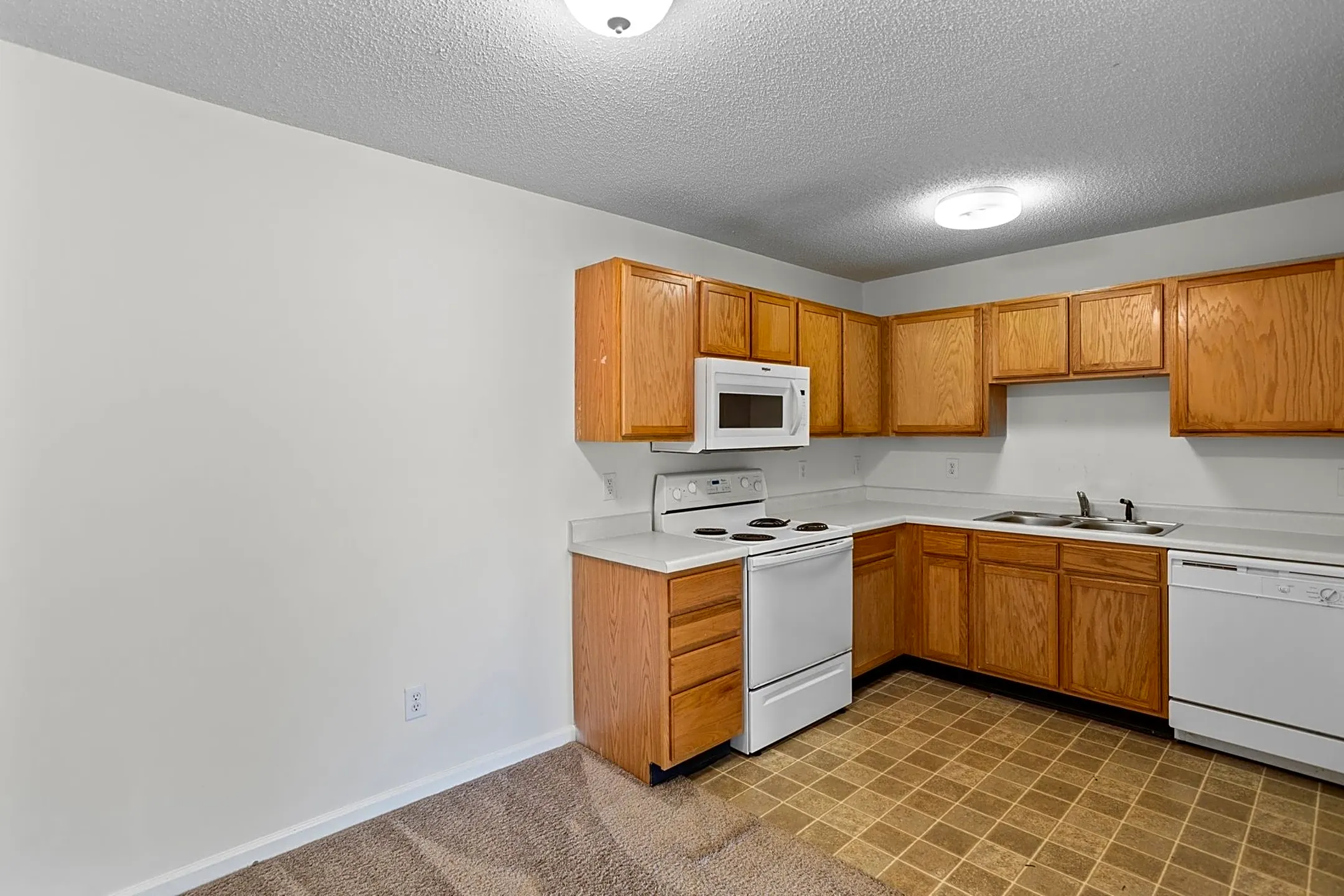 Greenhaven Trace 800 Greenhaven Dr Greensboro, NC Apartments for